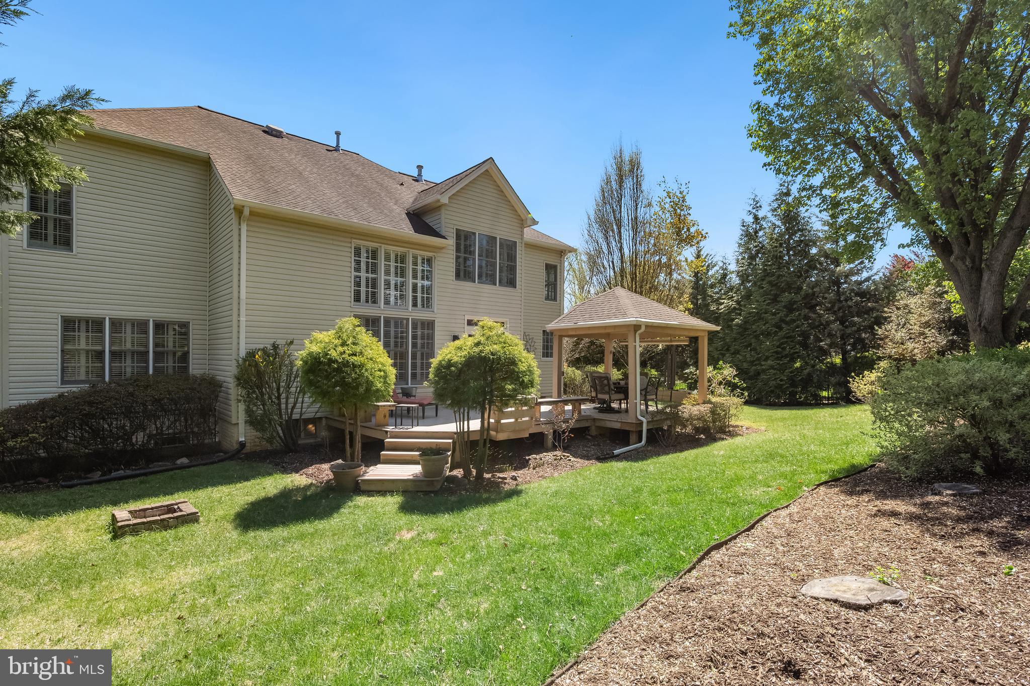 PARKSIDE MANOR - Residential