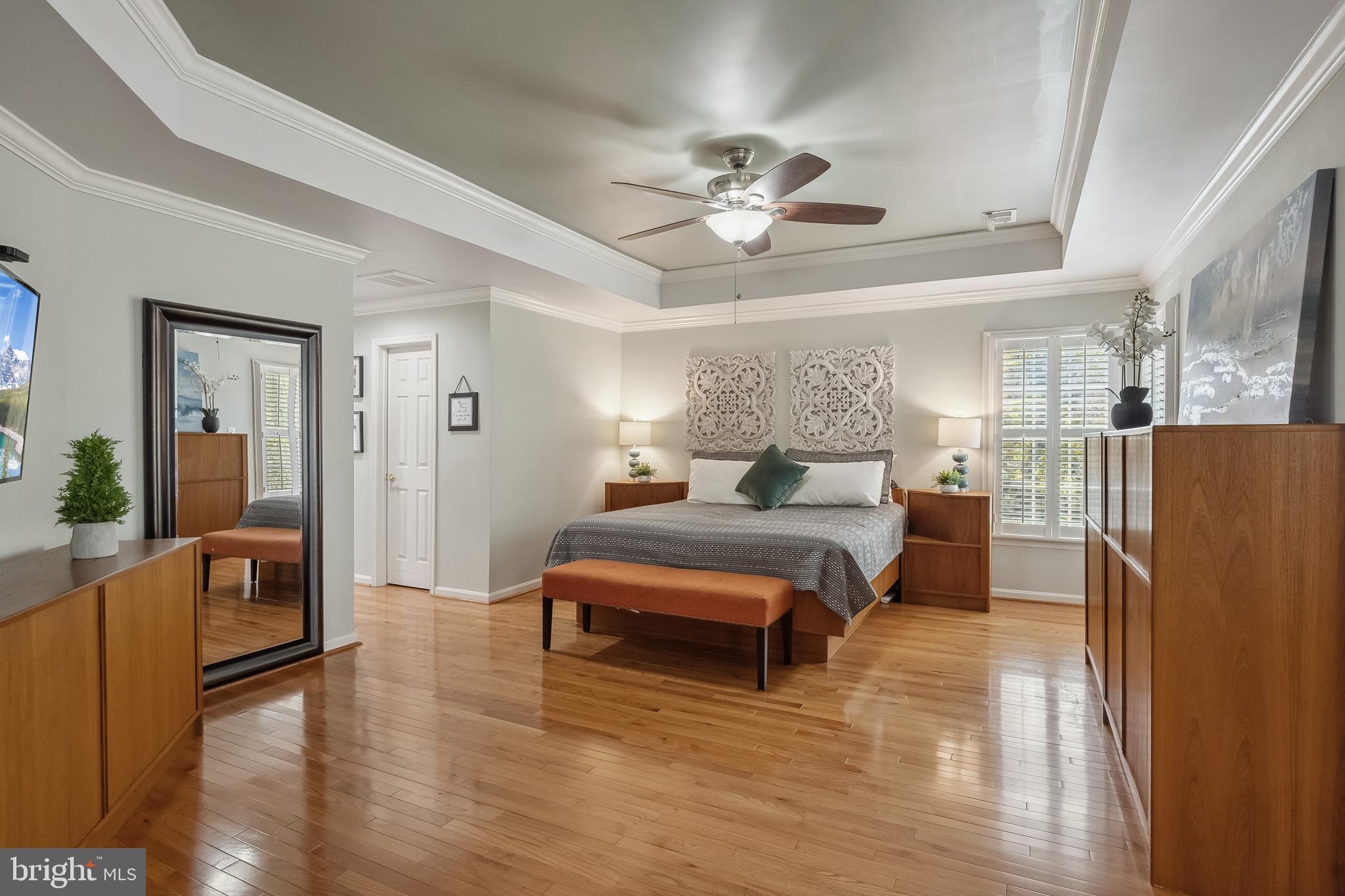 PARKSIDE MANOR - Residential