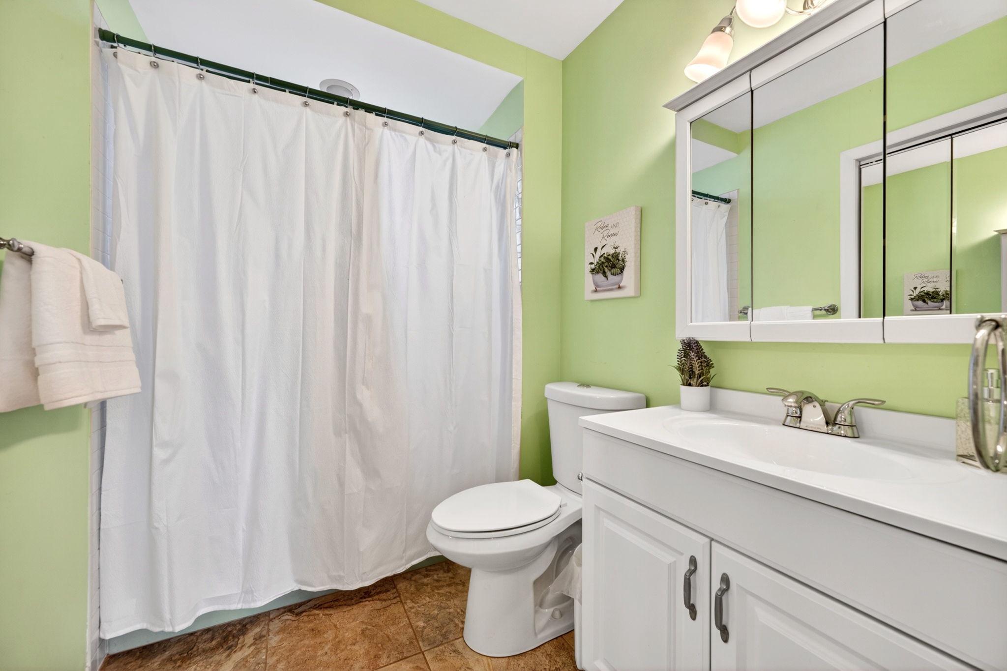 GRAY MANOR - Residential