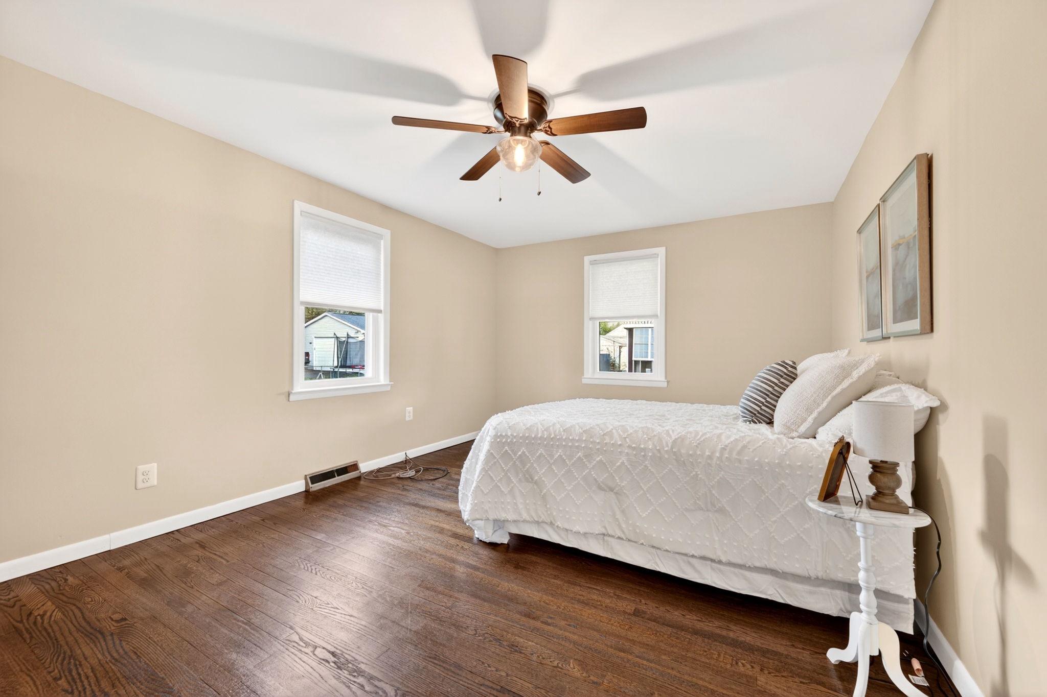 GRAY MANOR - Residential