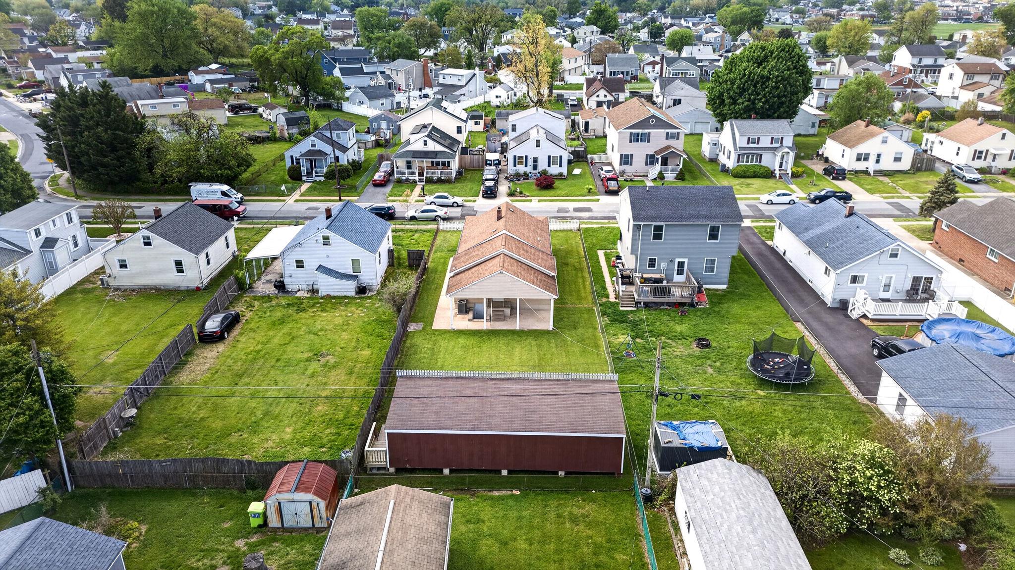 GRAY MANOR - Residential