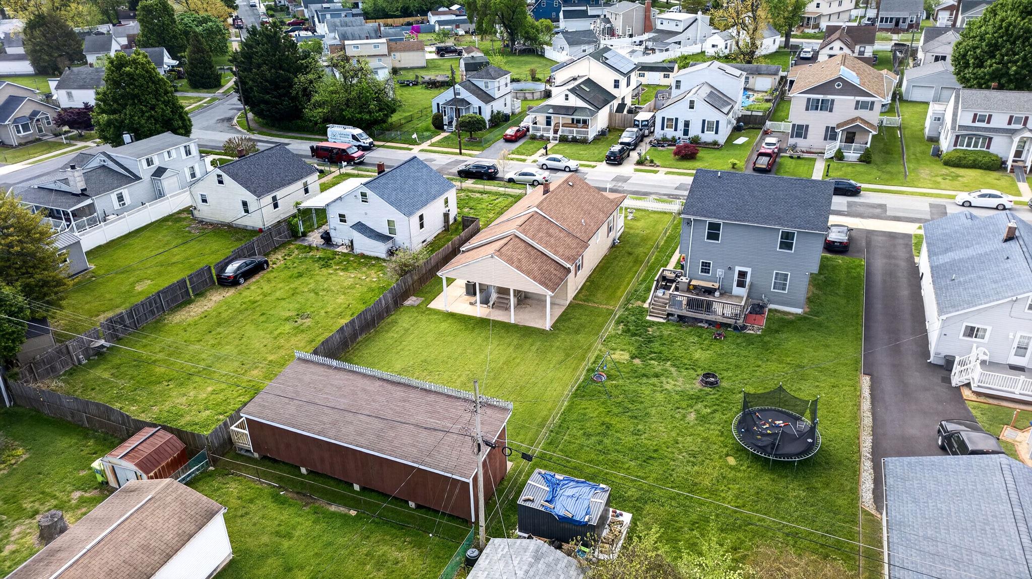 GRAY MANOR - Residential