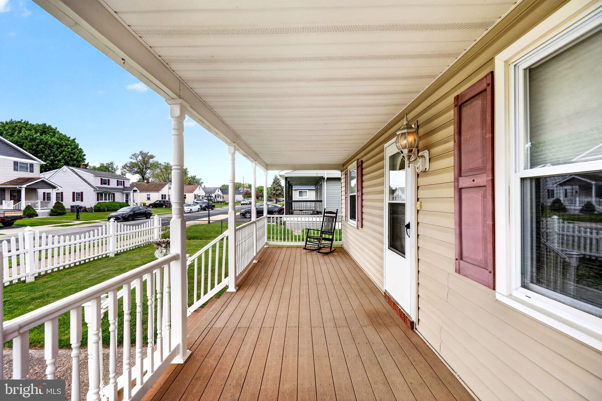 GRAY MANOR - Residential