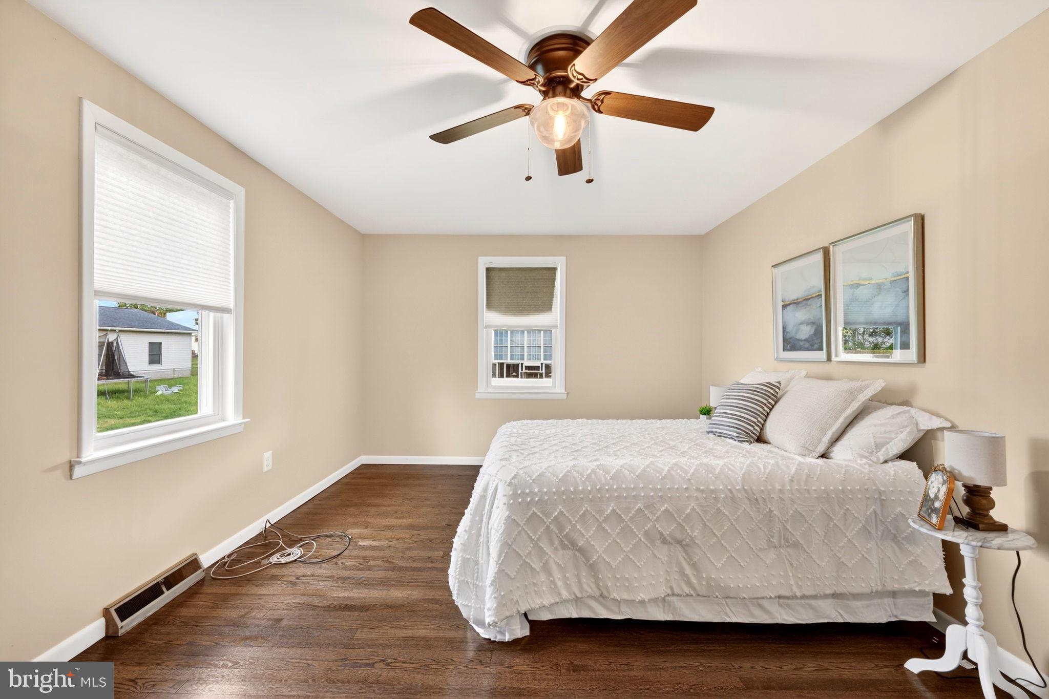 GRAY MANOR - Residential