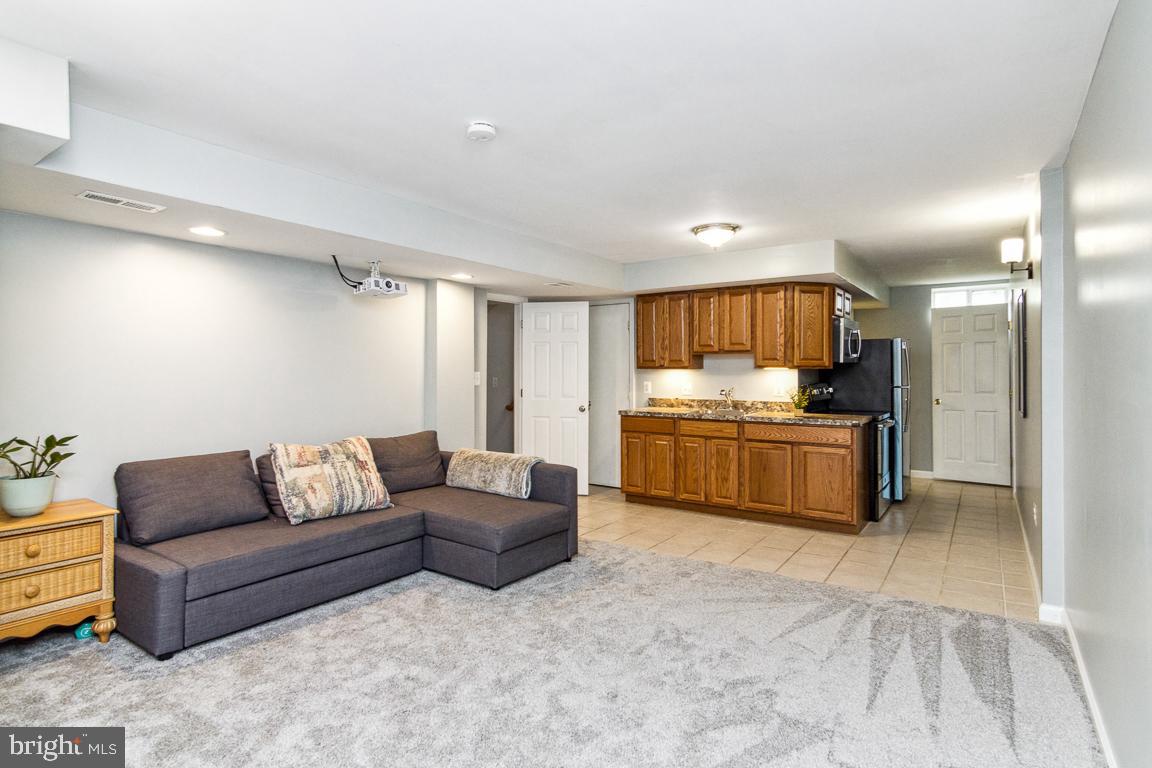 LINTHICUM HEIGHTS - Residential