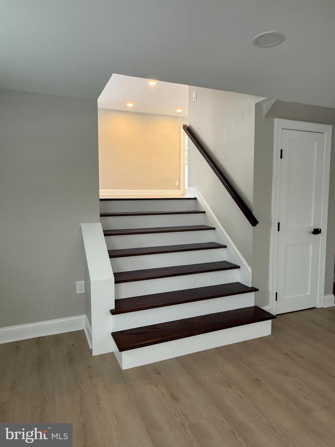 LAWRENCE PARK - Residential