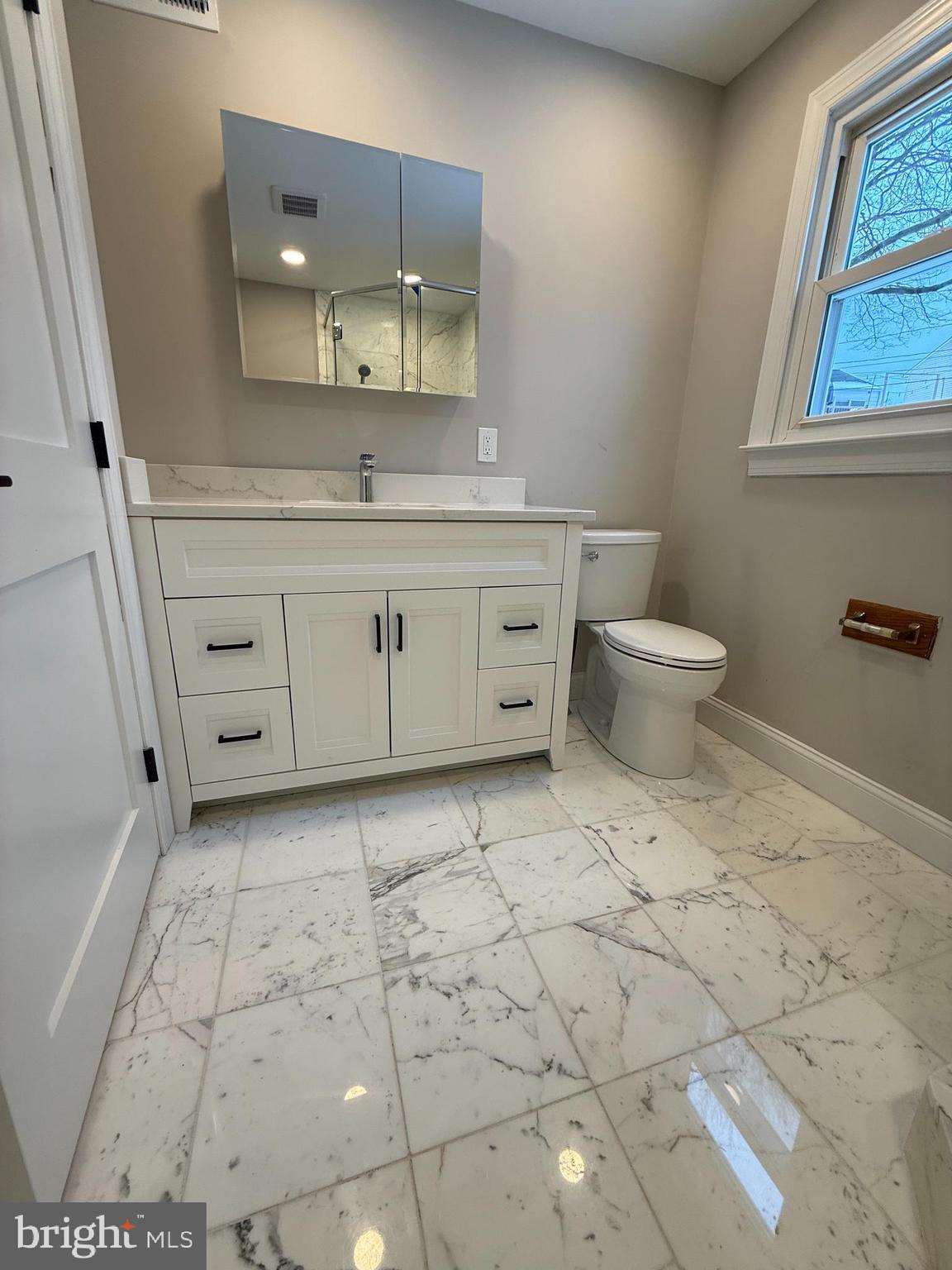 LAWRENCE PARK - Residential