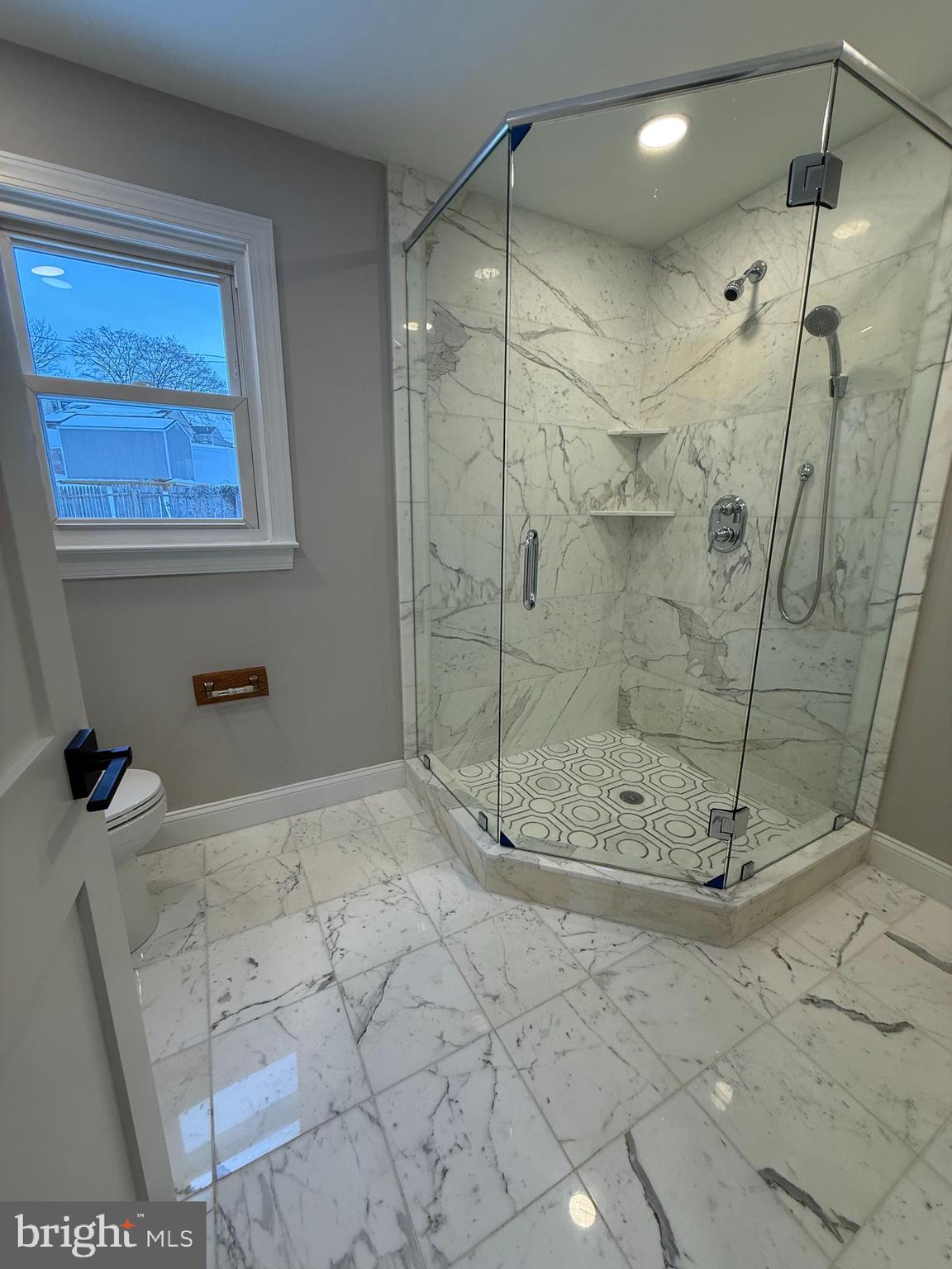 LAWRENCE PARK - Residential