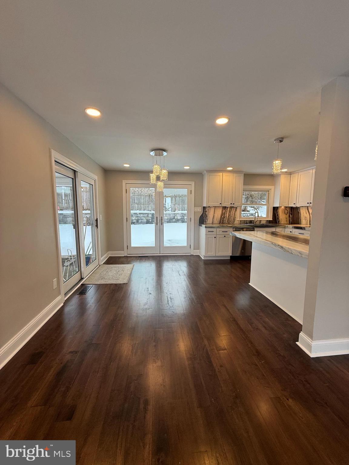 LAWRENCE PARK - Residential