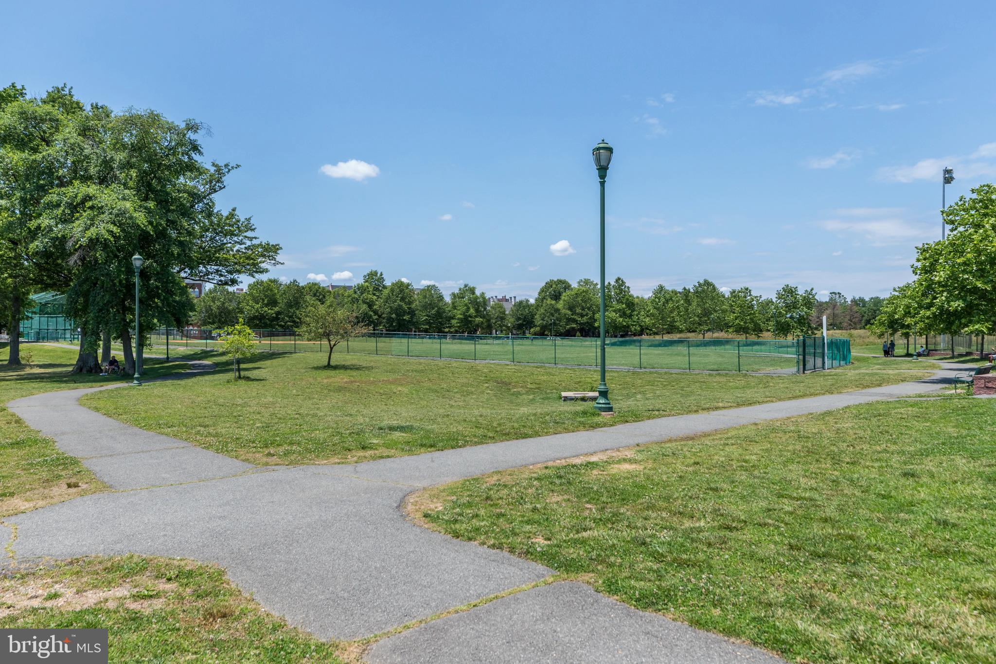 CAMERON STATION - Residential Lease