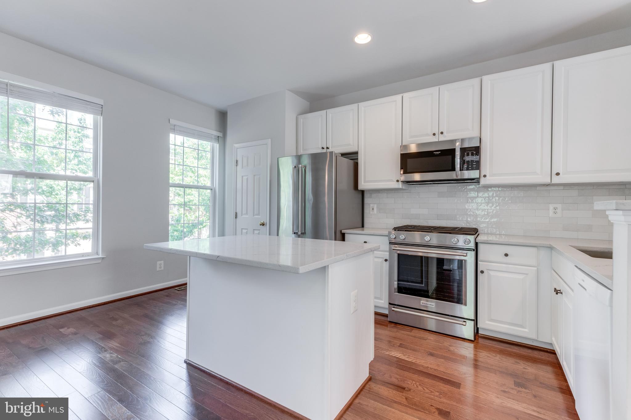 CAMERON STATION - Residential Lease