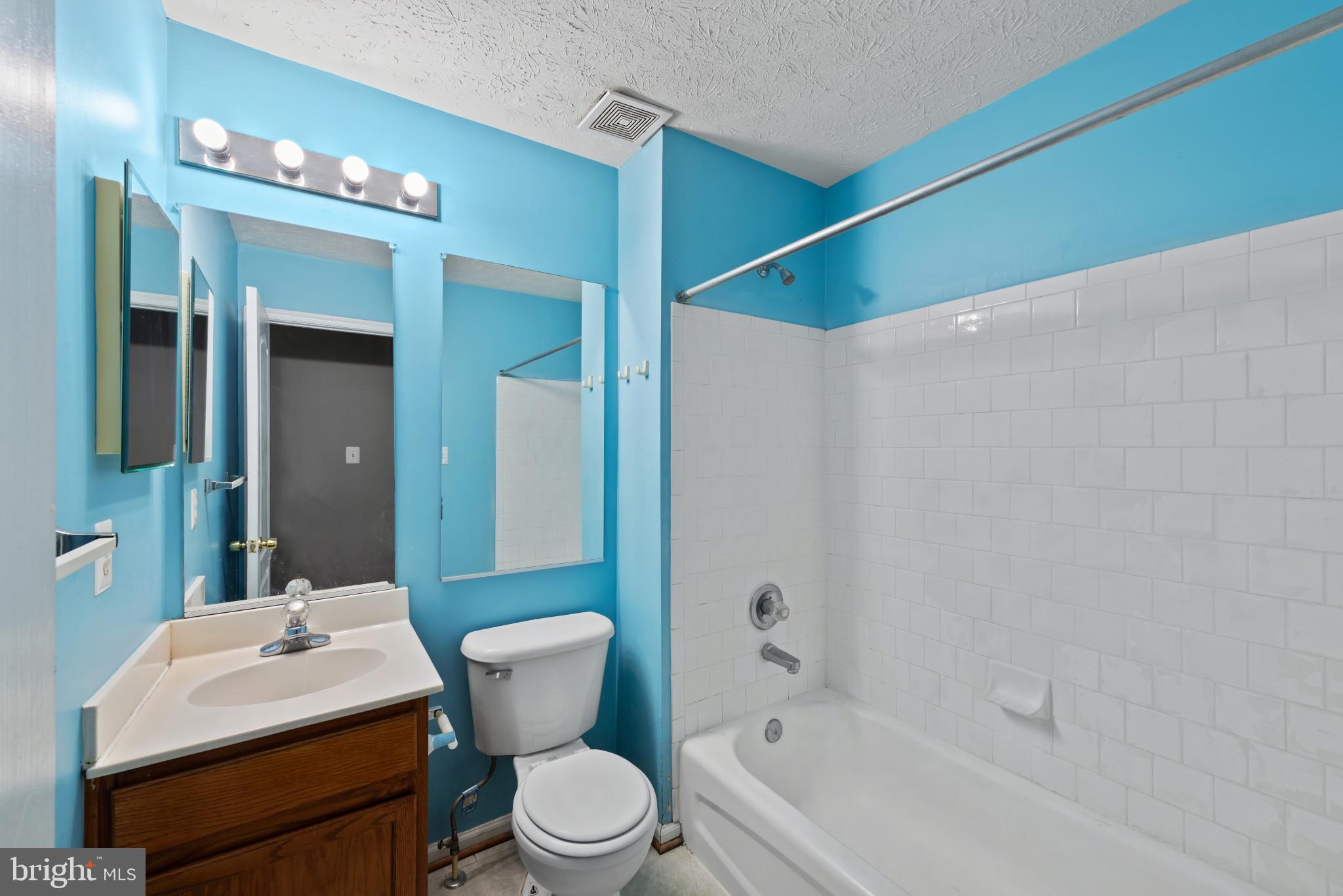 HOWARDS RIDGE - Residential Lease