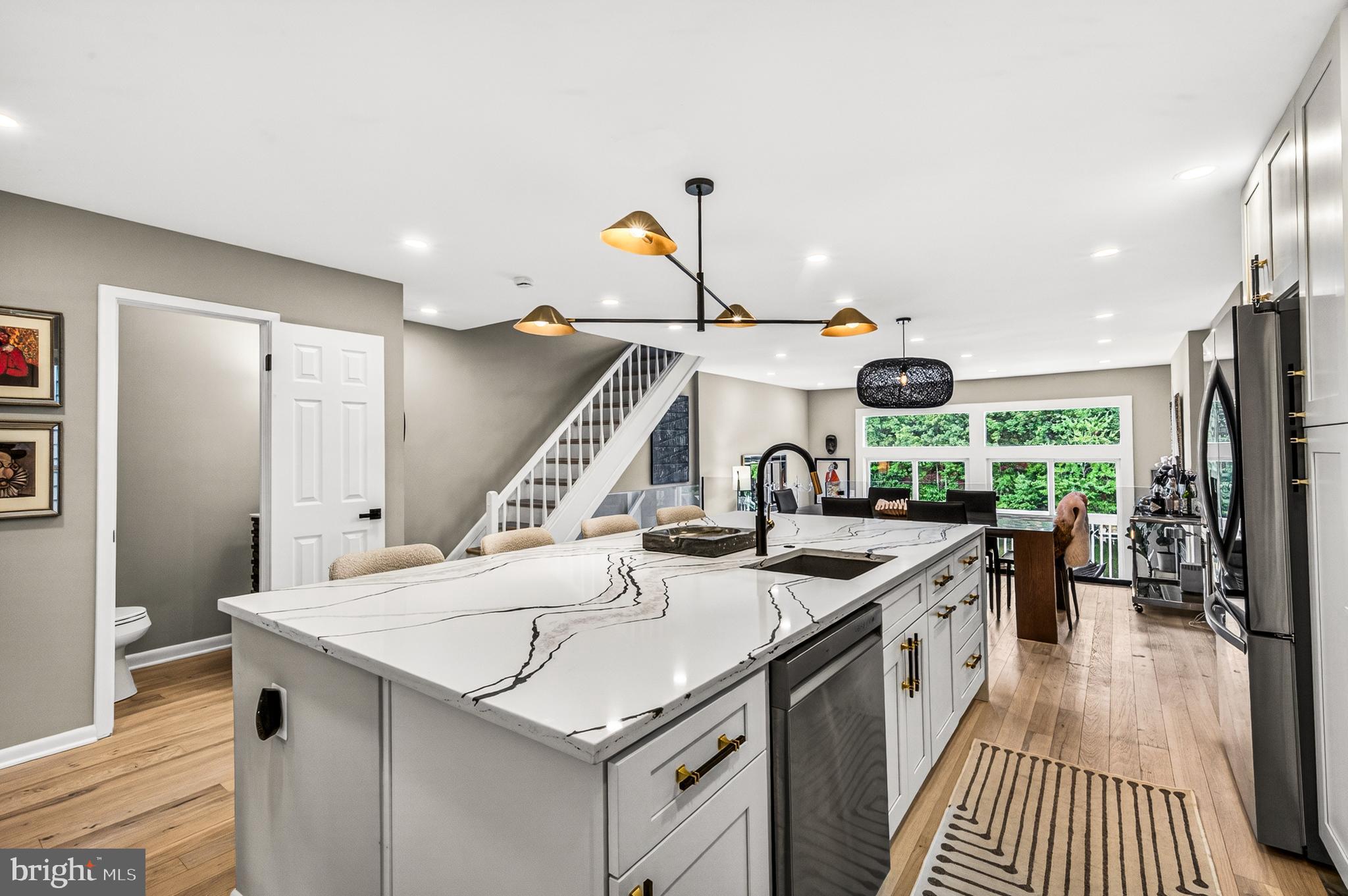 11103 LAKE CHAPEL LANE
