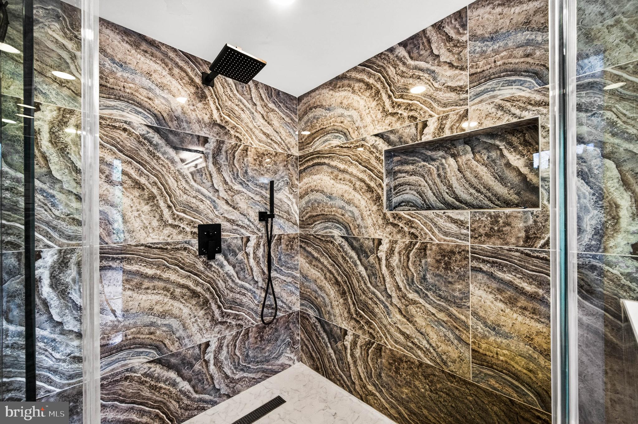 11103 LAKE CHAPEL LANE