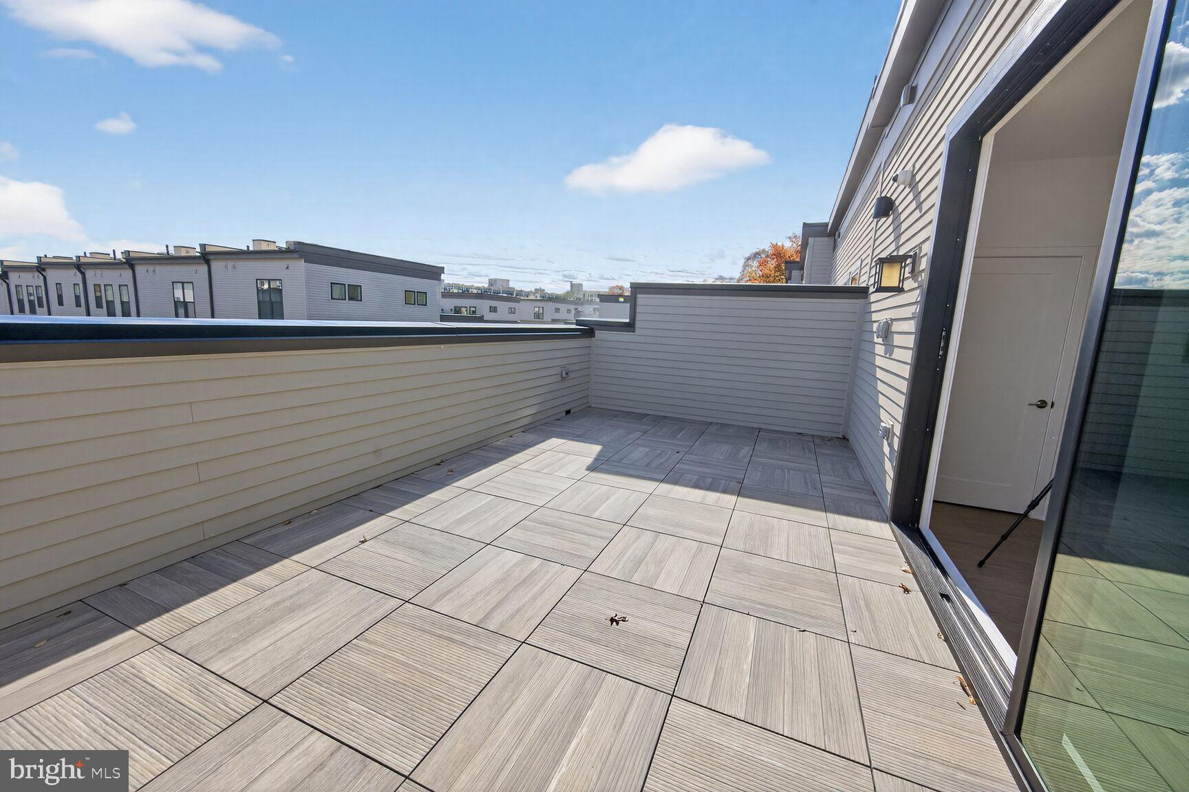 WESTBARD SQUARE - Residential