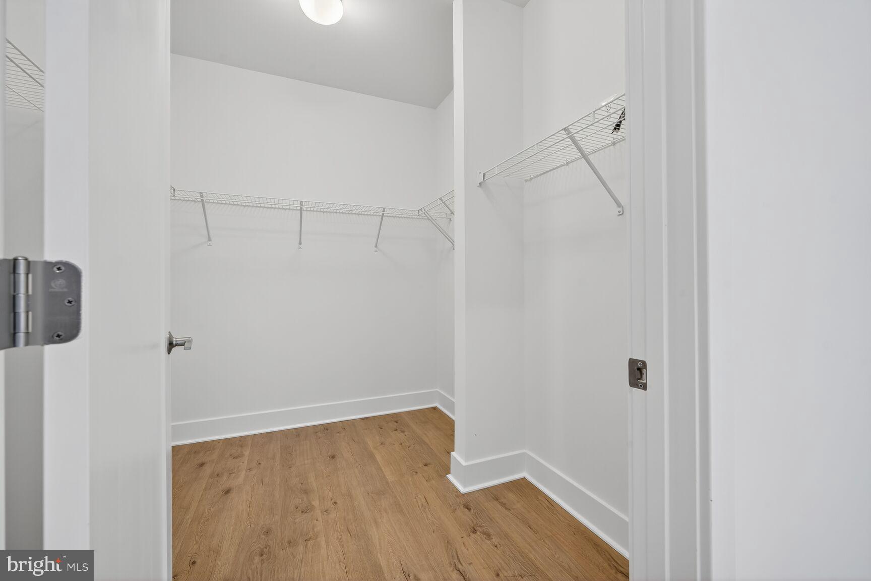 WESTBARD SQUARE - Residential