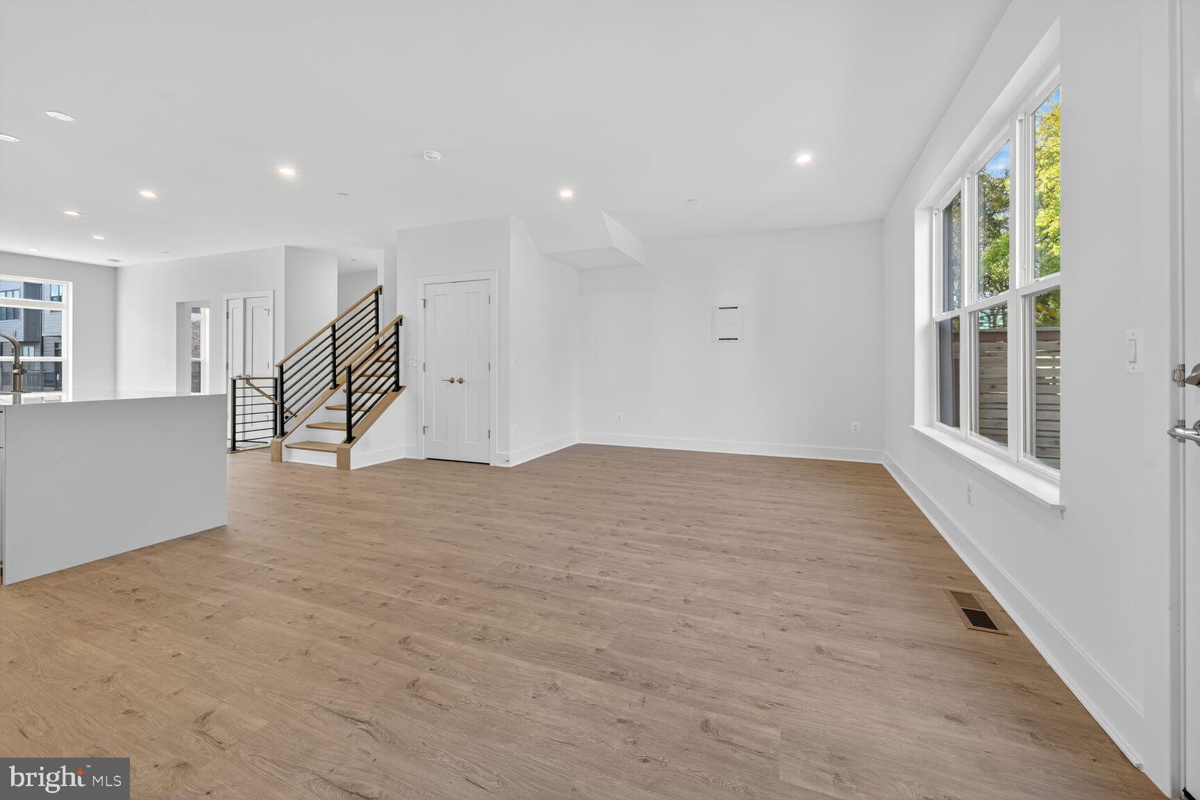 5348 ZENITH OVERLOOK