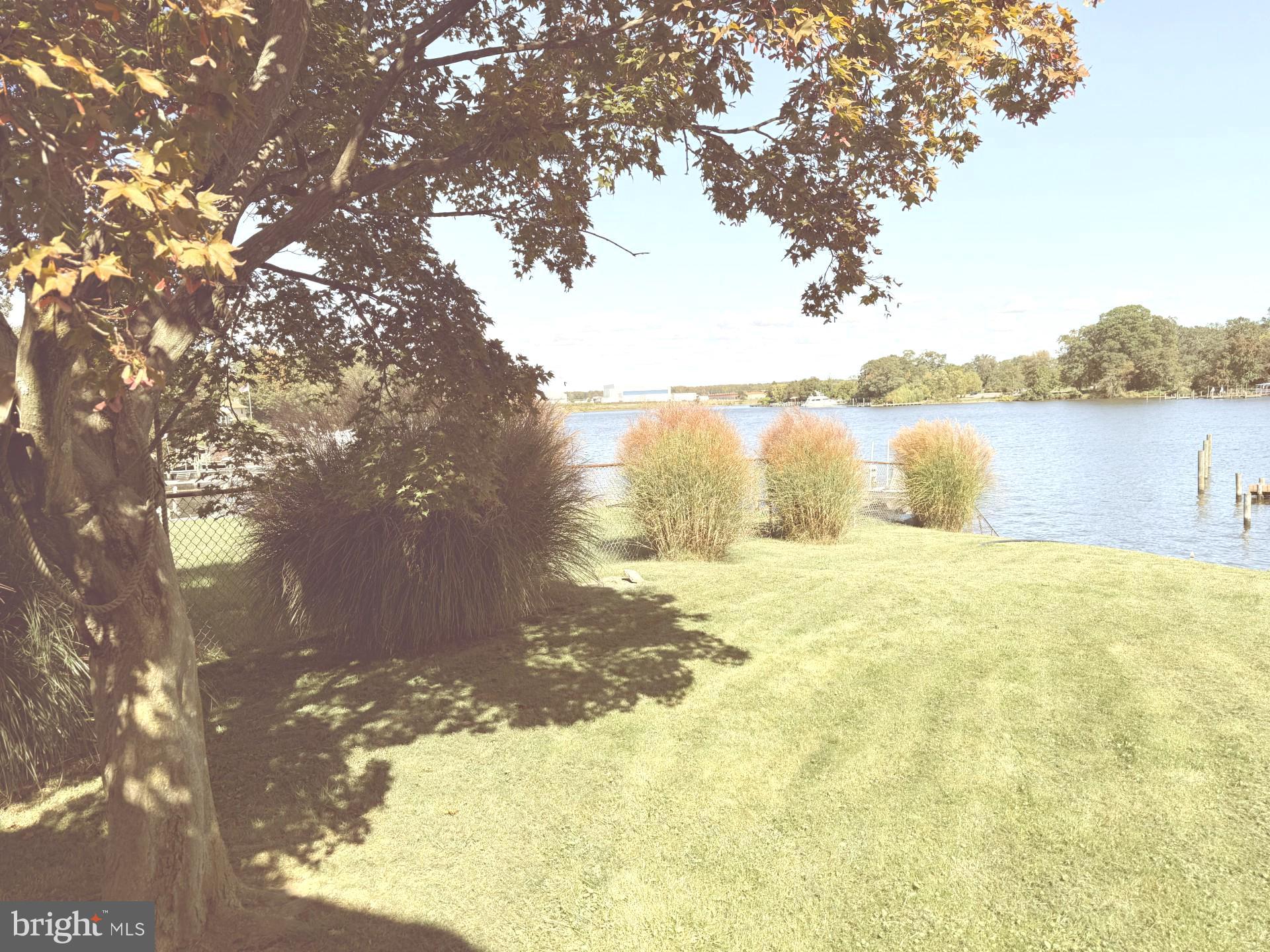 MIDDLE RIVER - Residential