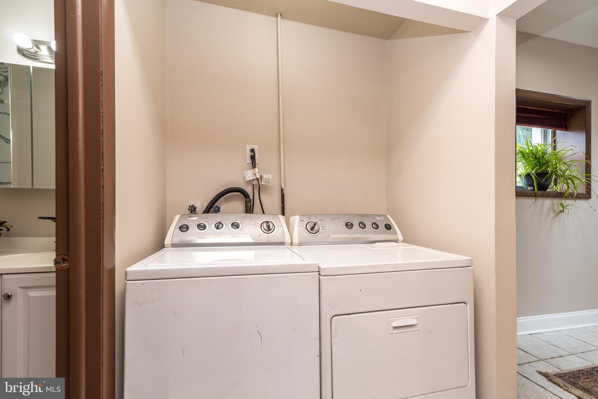 CHELTENHAM VIL - Residential