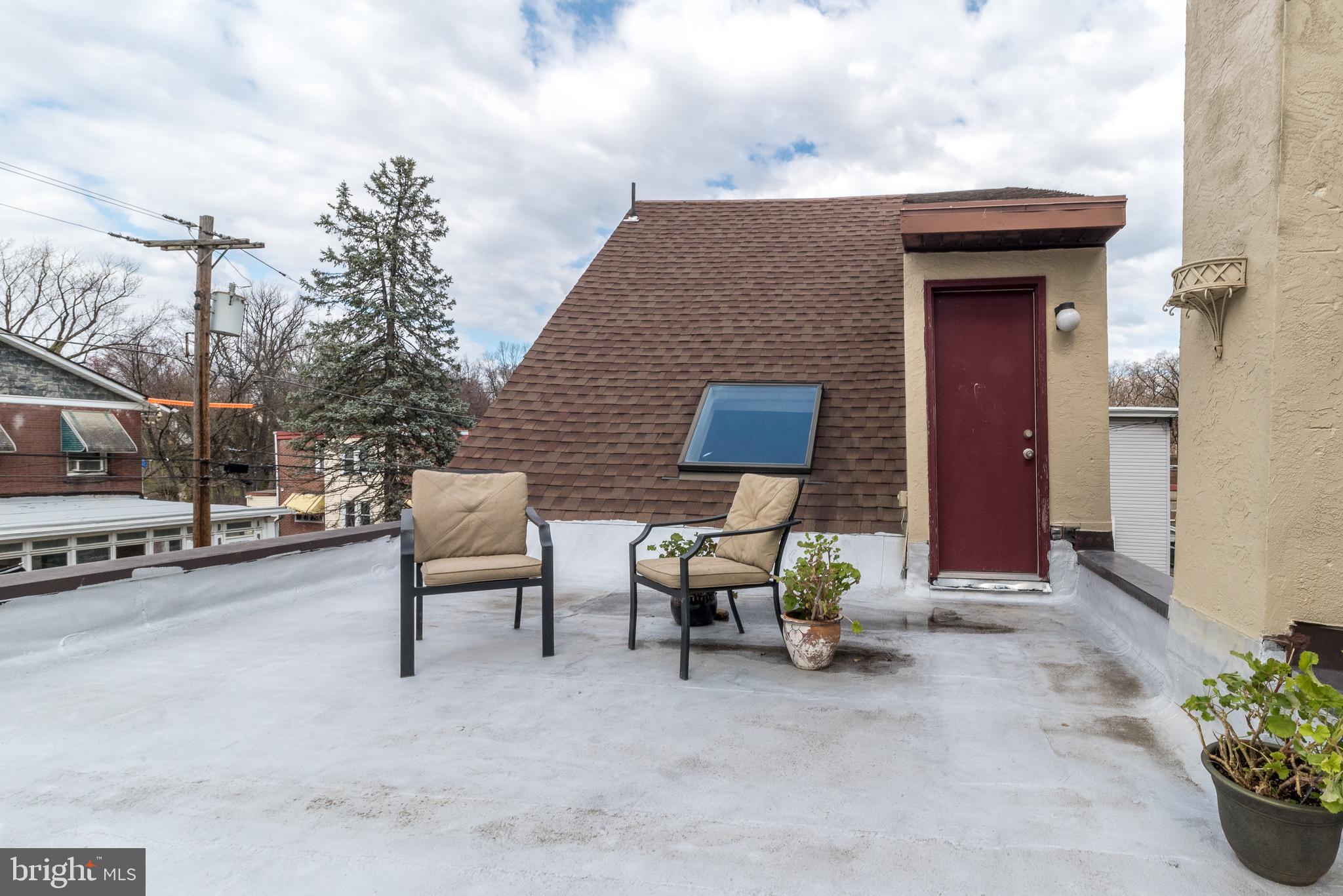 CHELTENHAM VIL - Residential