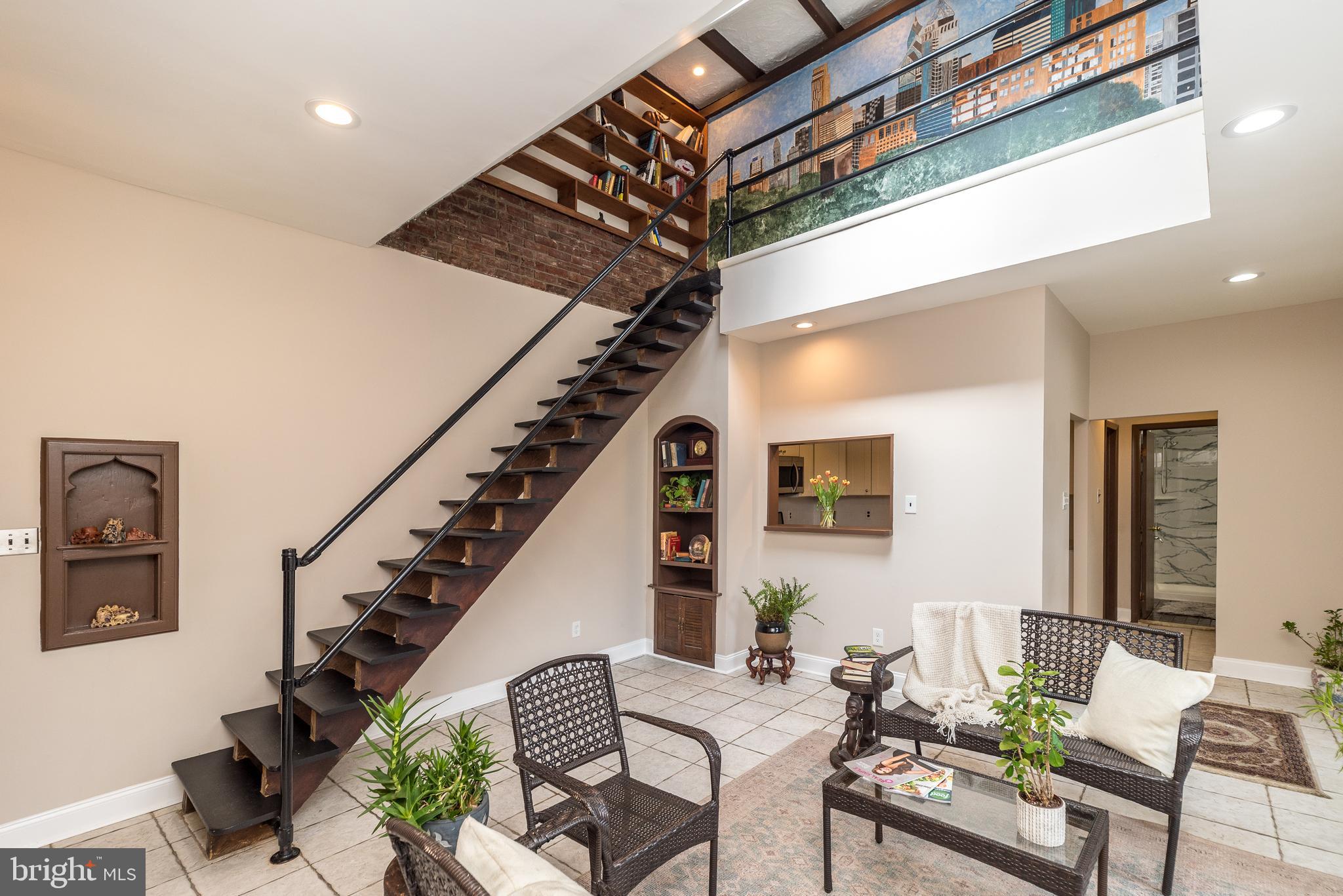 CHELTENHAM VIL - Residential