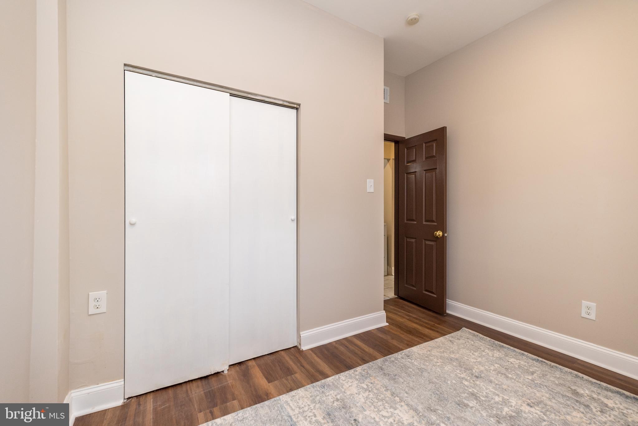 CHELTENHAM VIL - Residential