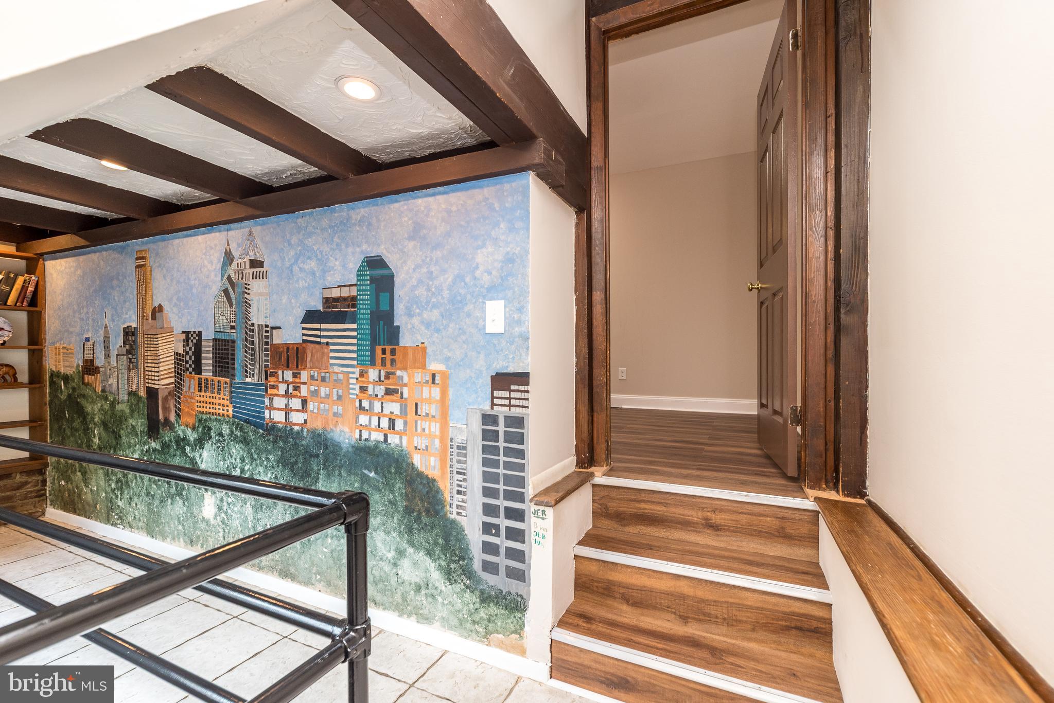 CHELTENHAM VIL - Residential