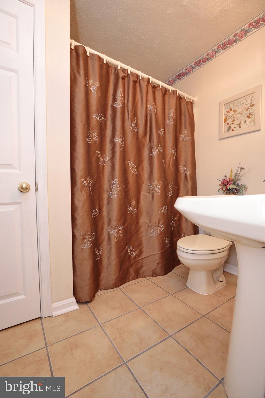 GUNSTON ESTATES - Residential