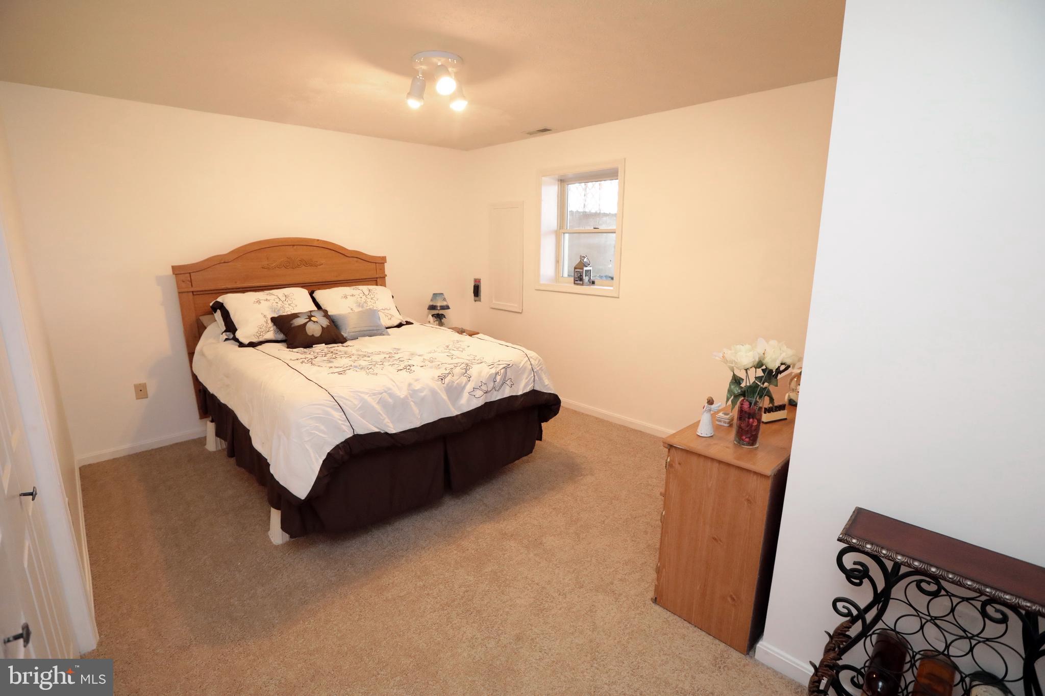 GUNSTON ESTATES - Residential