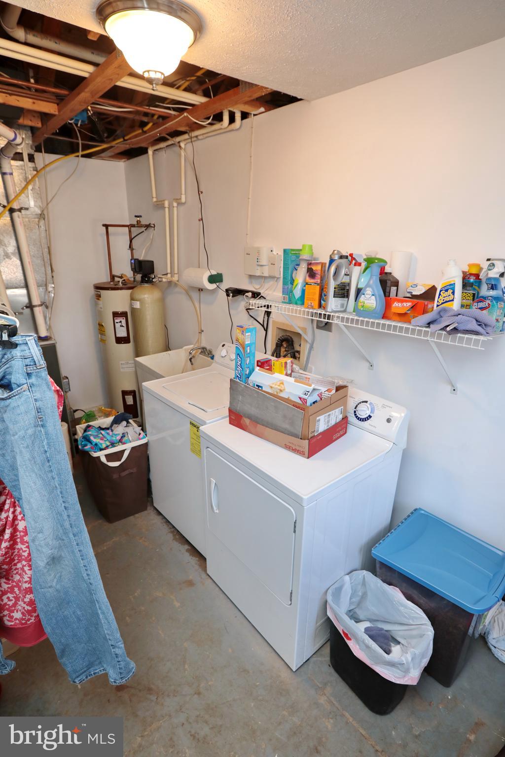 GUNSTON ESTATES - Residential