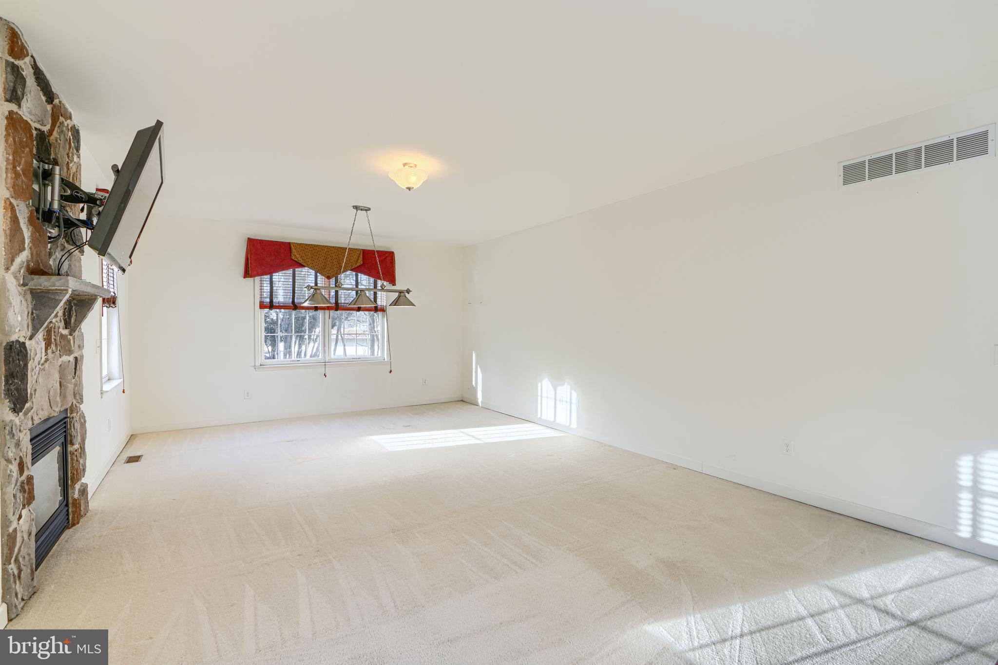 WAYSIDE - Residential