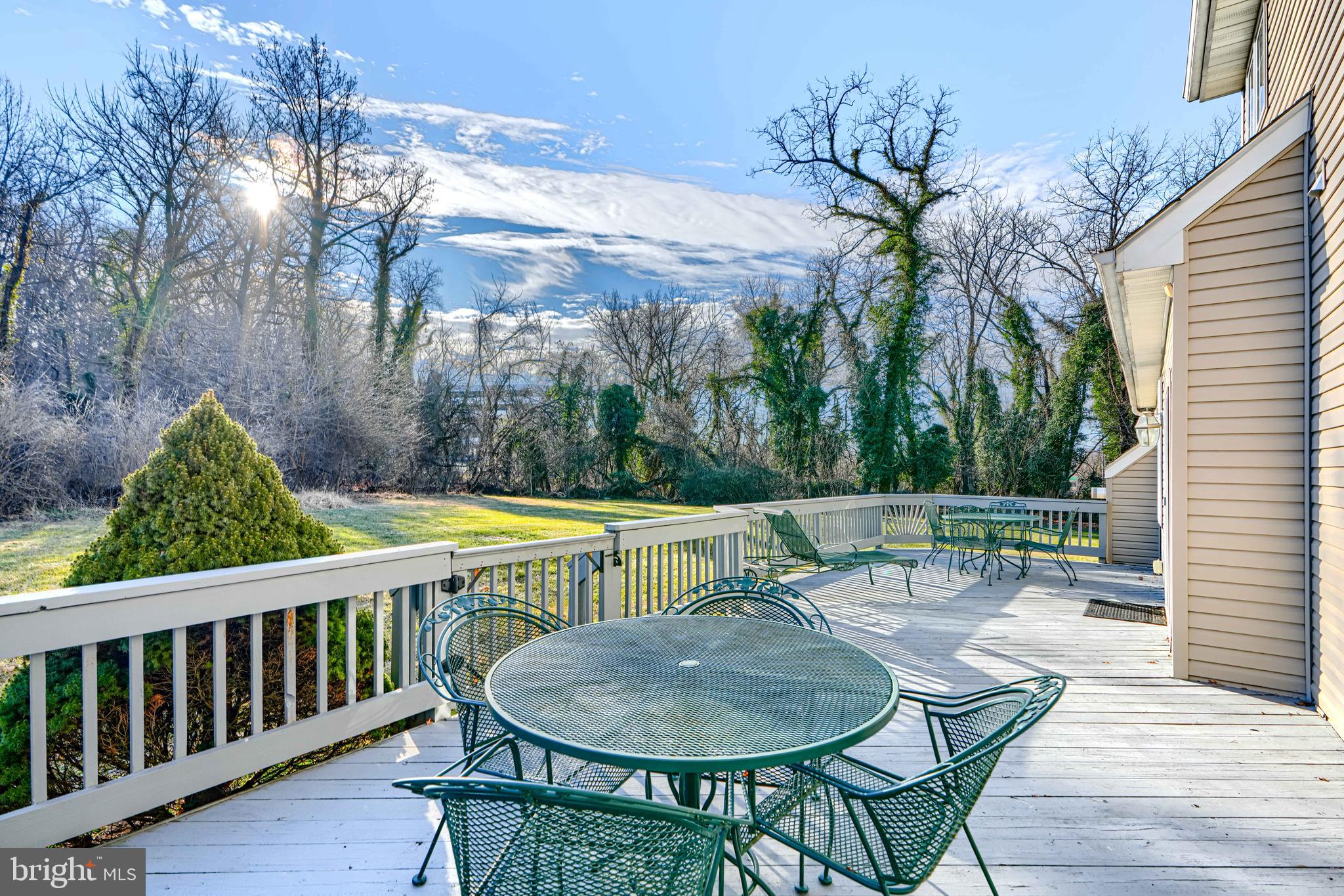 WAYSIDE - Residential