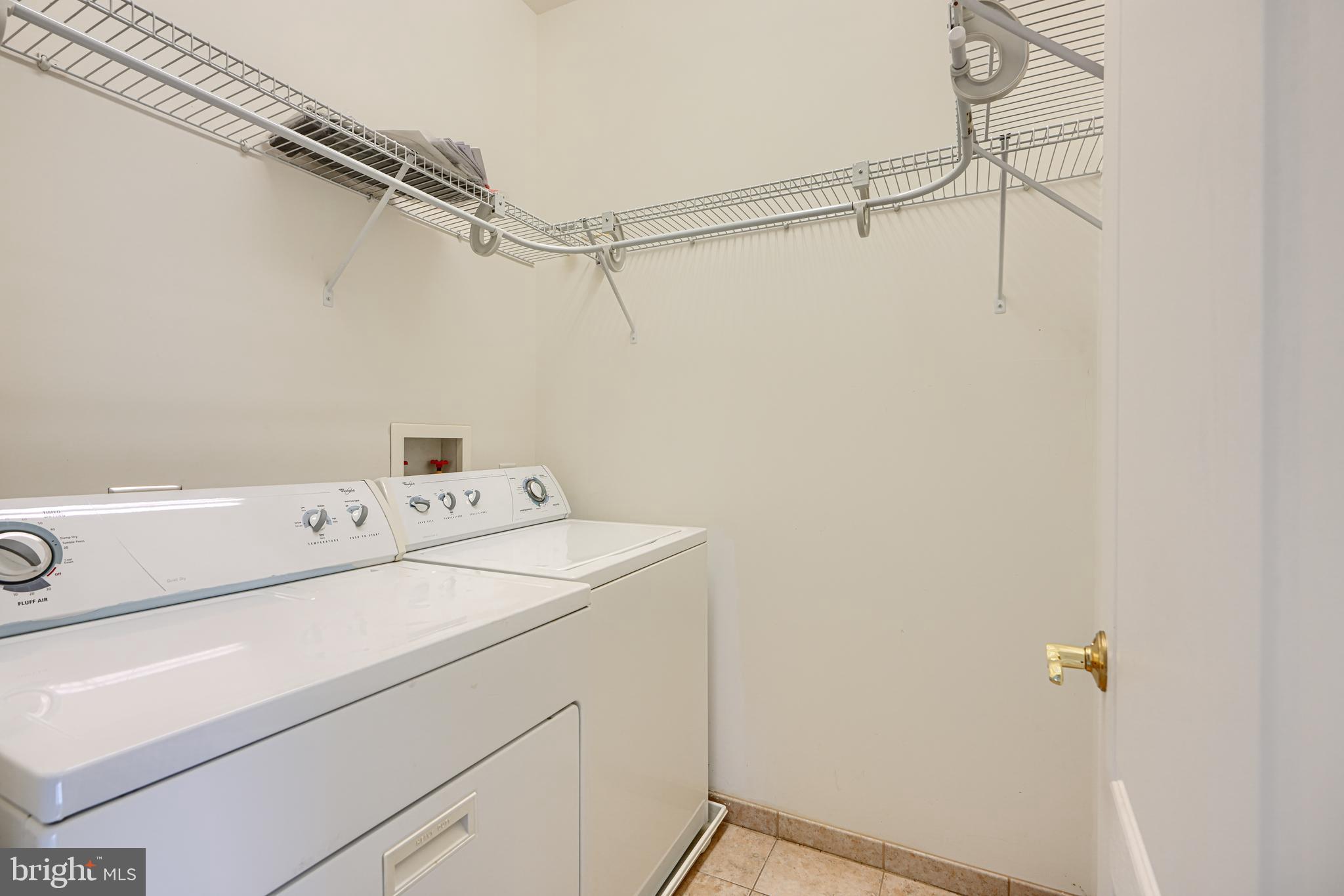 WAYSIDE - Residential