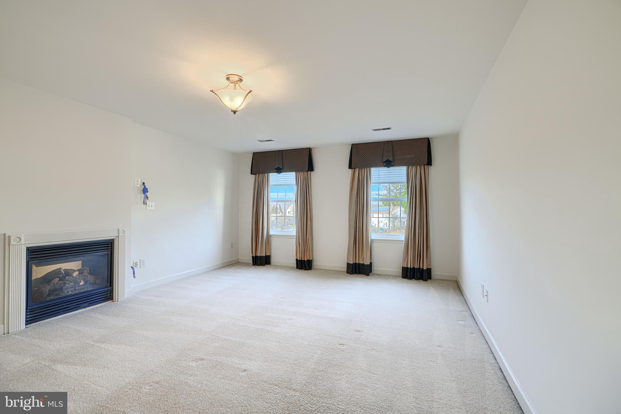 WAYSIDE - Residential