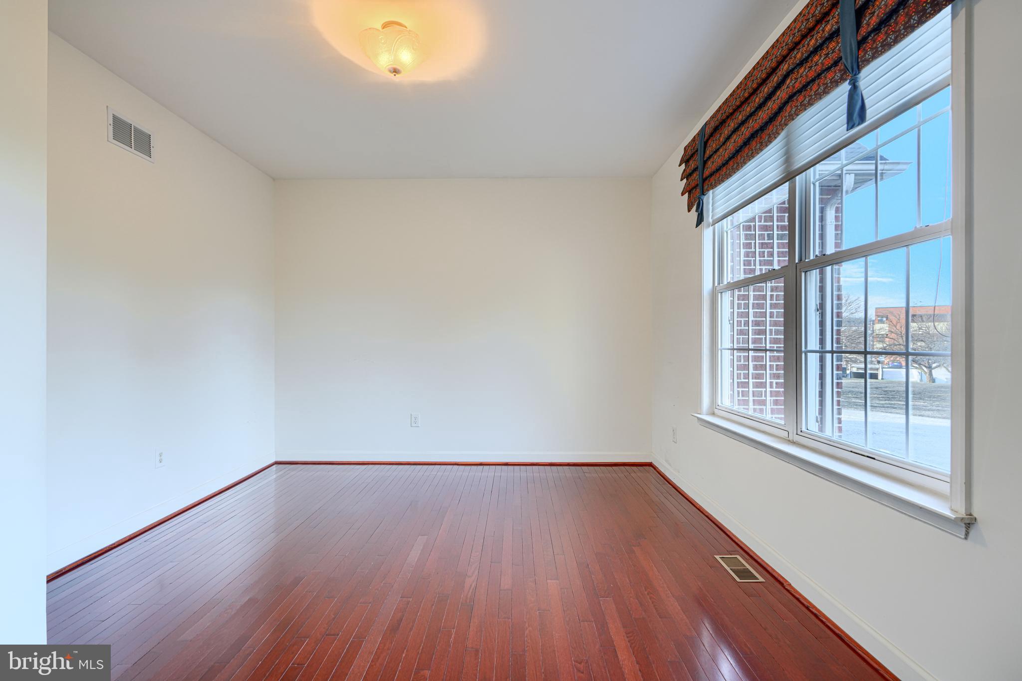 WAYSIDE - Residential