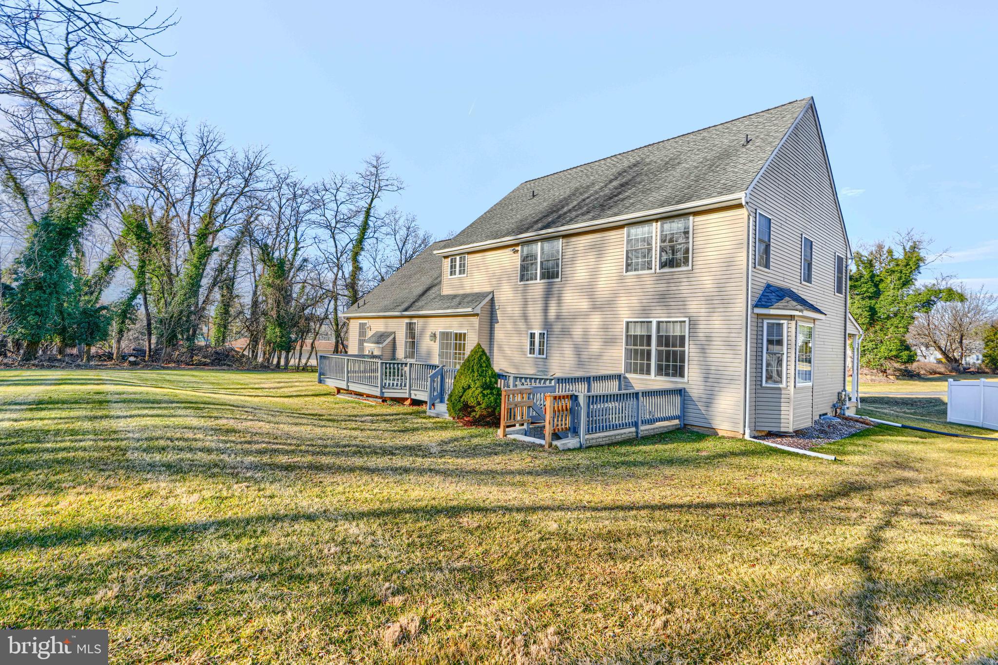 WAYSIDE - Residential