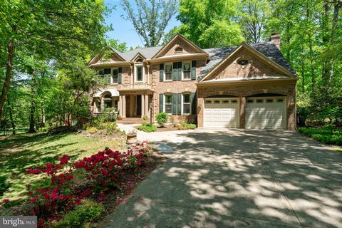 Photo of 12760 Quarterhorse Lane, WOODBRIDGE, VA 22192 (MLS # VAPW2117946)