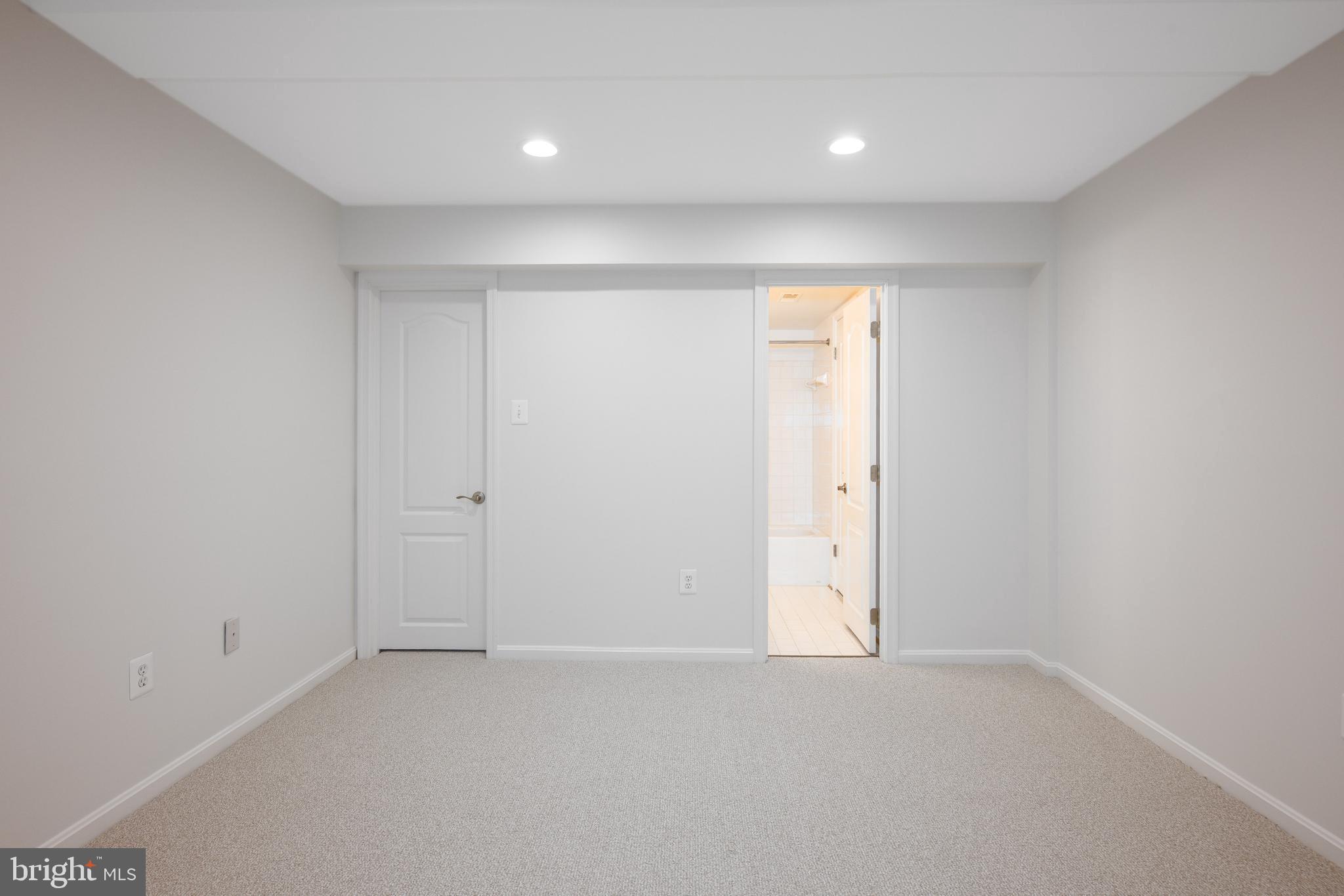 BIG PINES VILLAGE - Residential