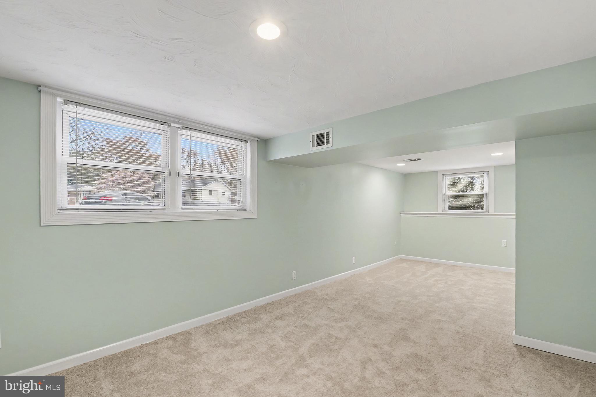 EDGE MEAD - Residential