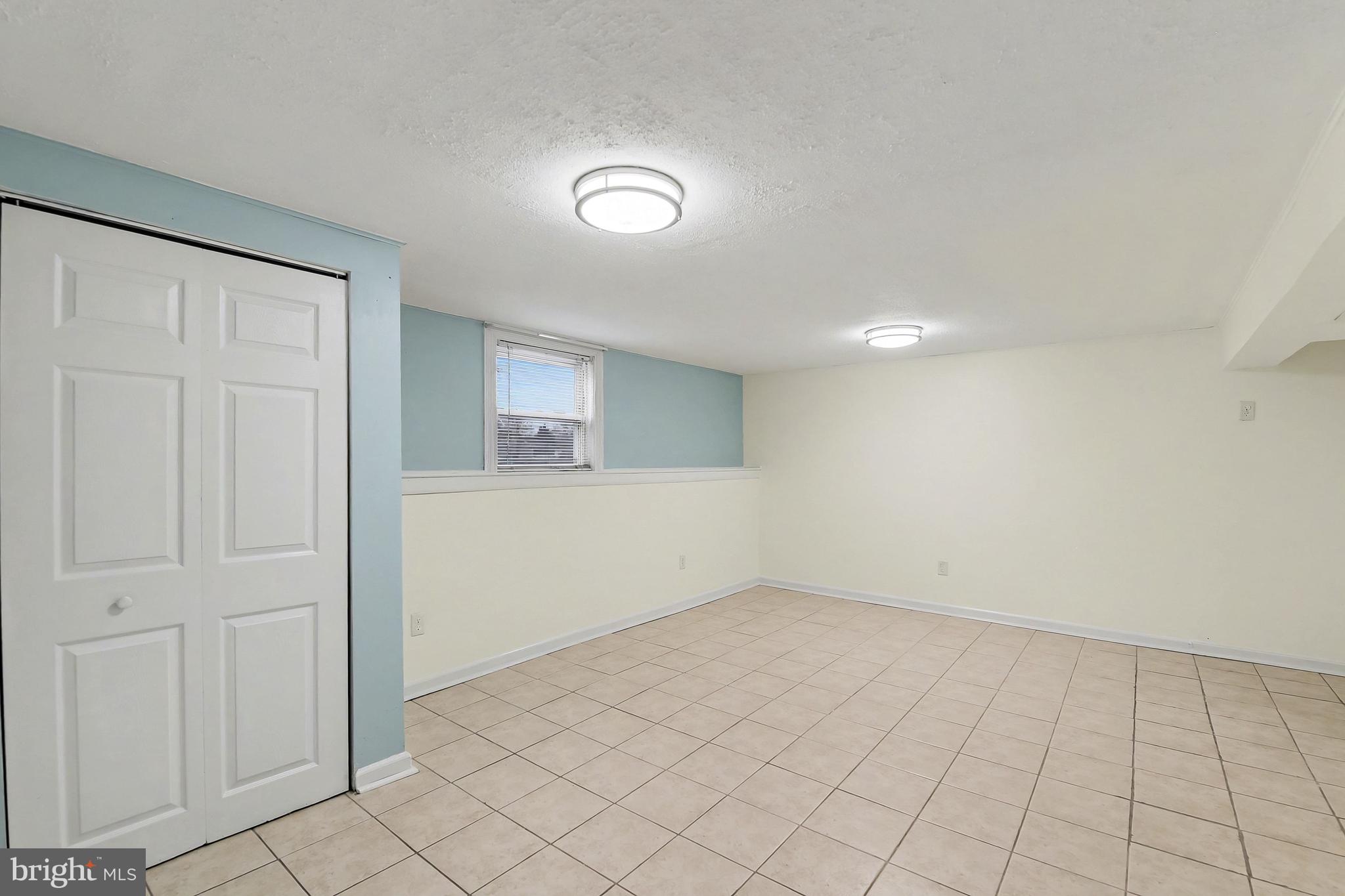 EDGE MEAD - Residential