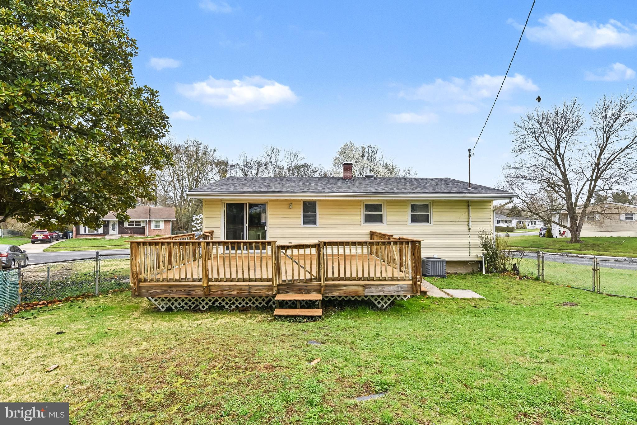 EDGE MEAD - Residential