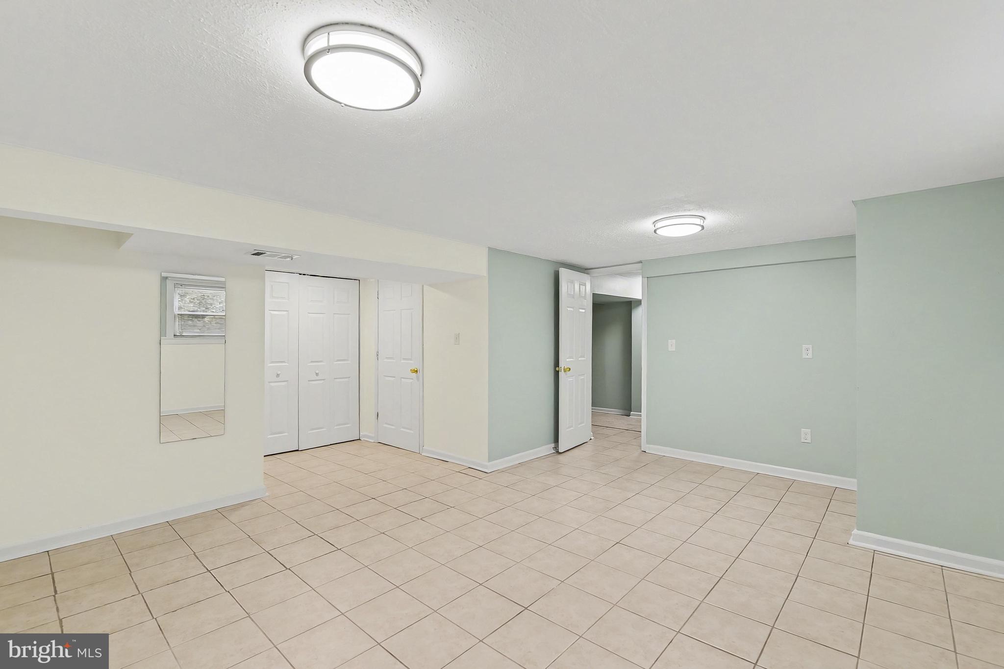 EDGE MEAD - Residential