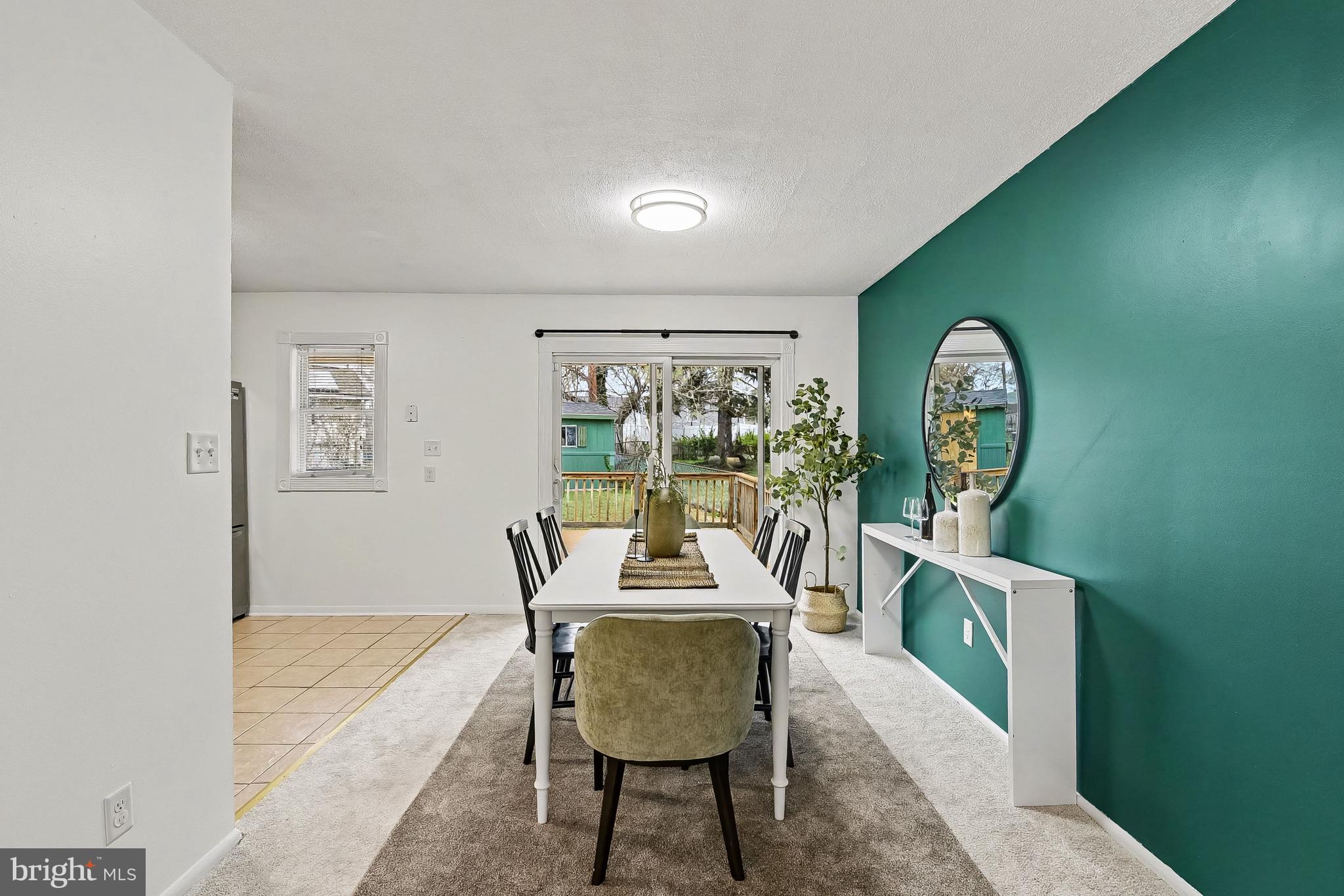 EDGE MEAD - Residential