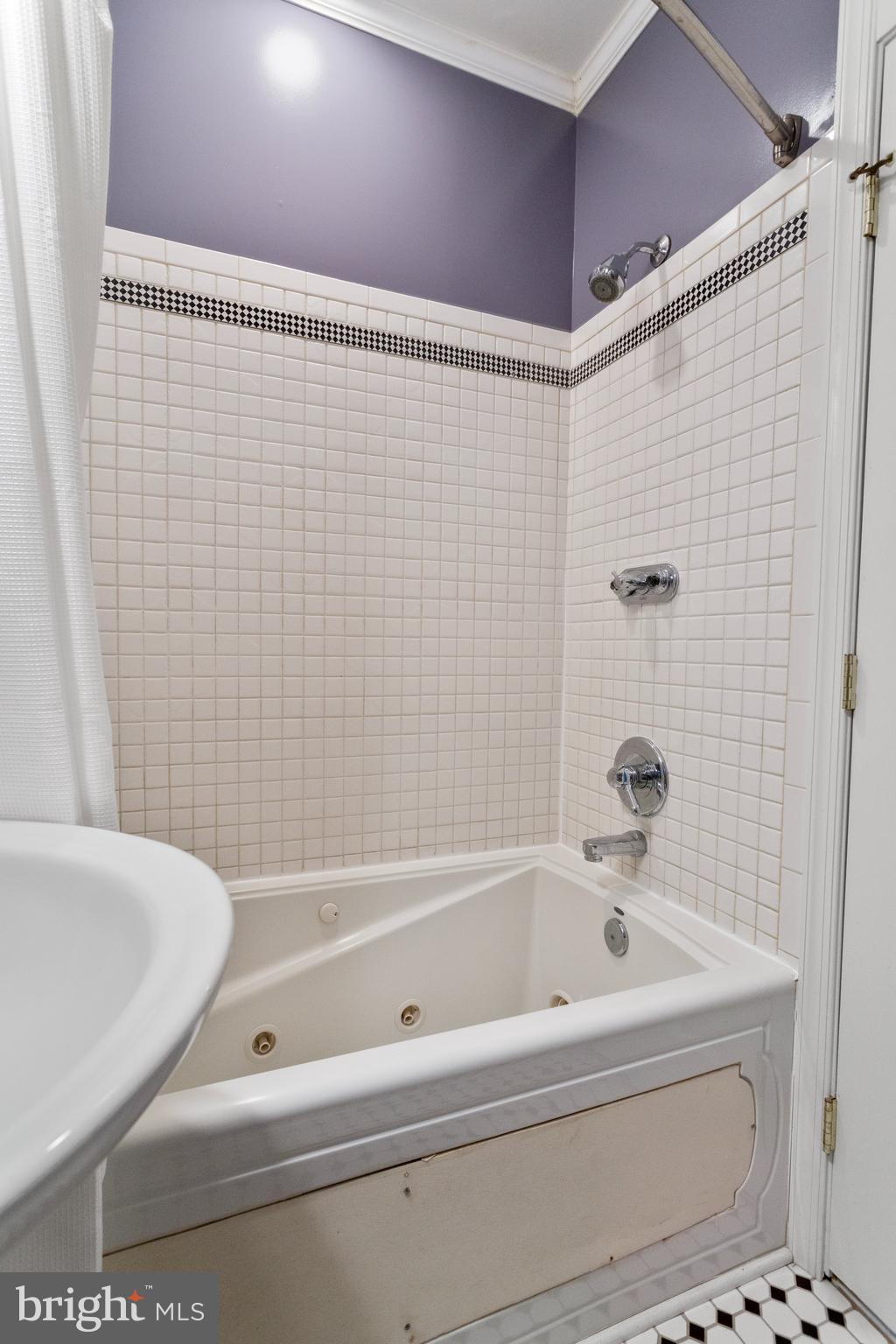 PATTERSON PARK - Residential Lease