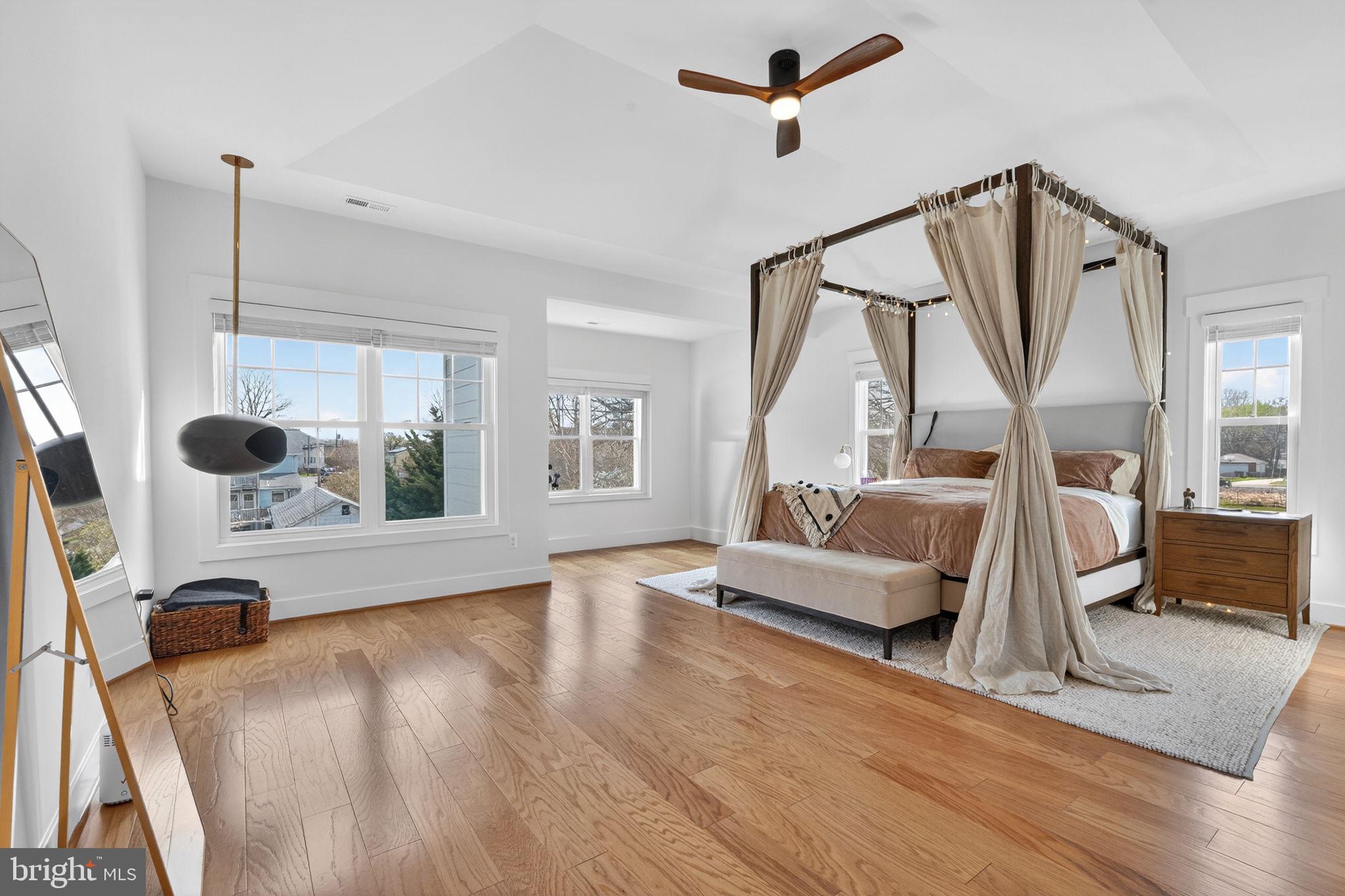 DOUGLAS PARK - Residential