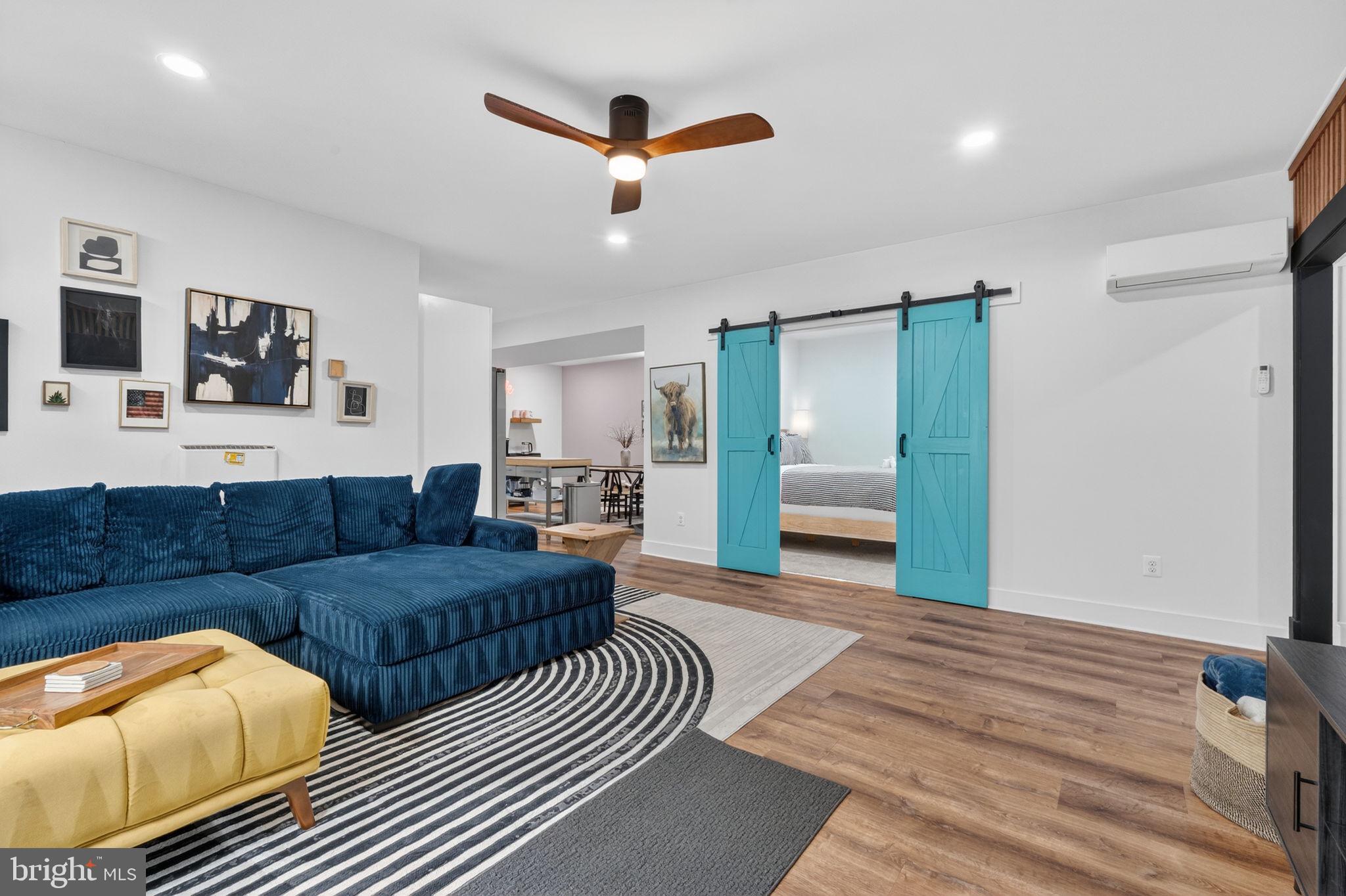 DOUGLAS PARK - Residential