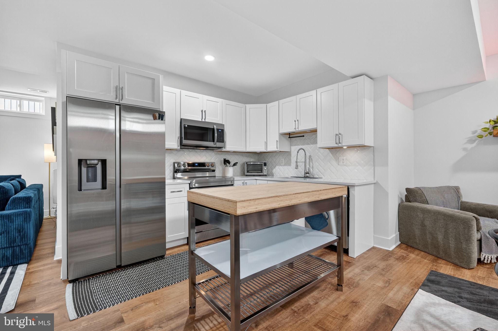 DOUGLAS PARK - Residential