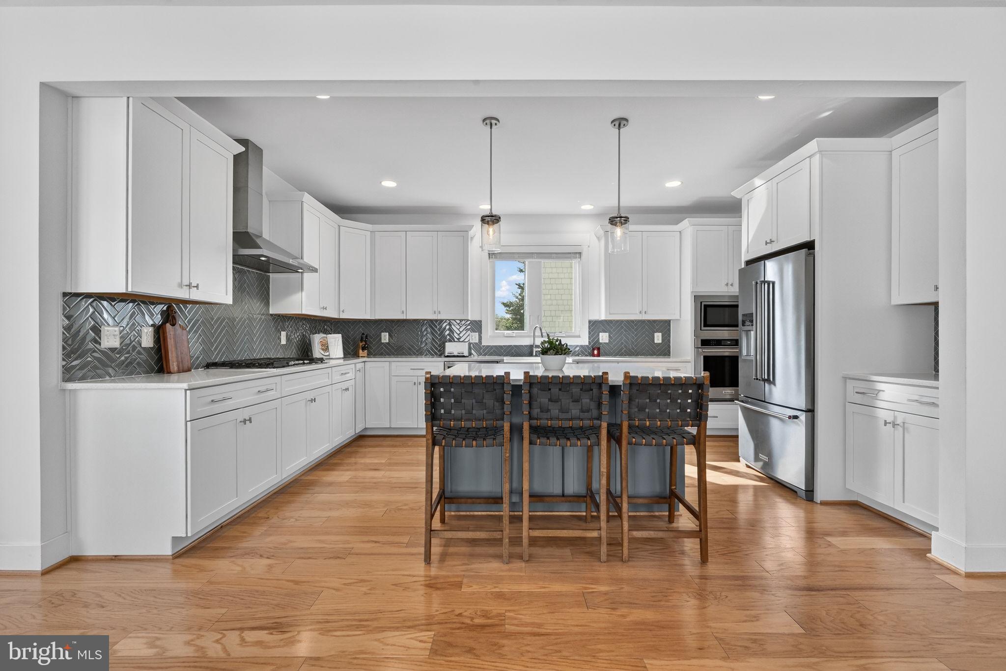 DOUGLAS PARK - Residential