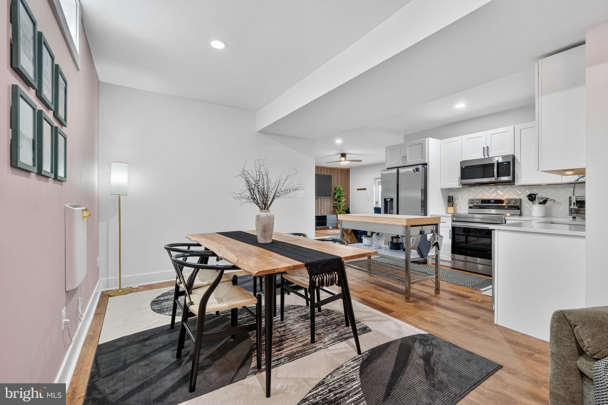 DOUGLAS PARK - Residential