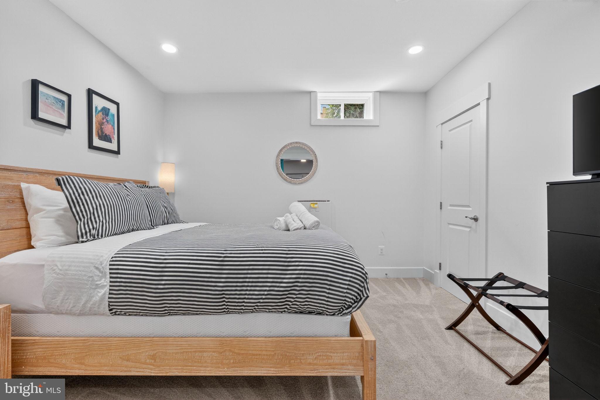 DOUGLAS PARK - Residential